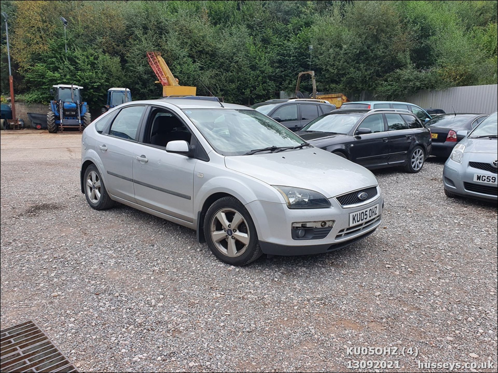 05/05 FORD FOCUS ZETEC CLIMATE TDCI - 1560cc 5dr Hatchback (Silver, 147k) - Image 4 of 18