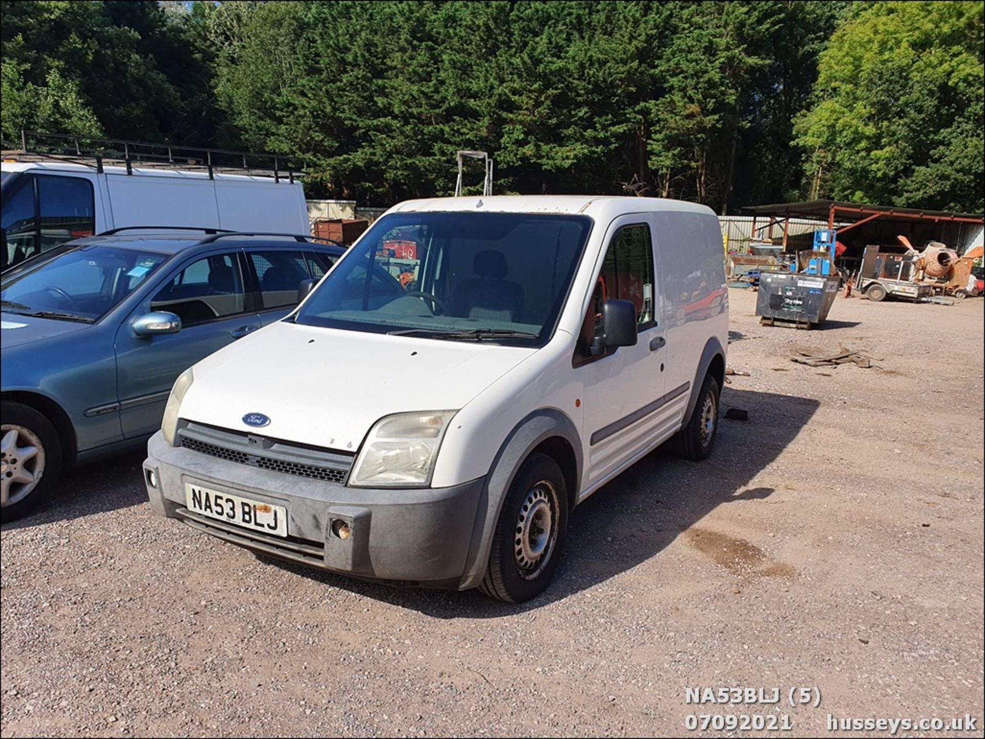 03/53 FORD TRANSIT CONNECT T200 TDDI - 1753cc Van (White, 216k) - Image 6 of 14