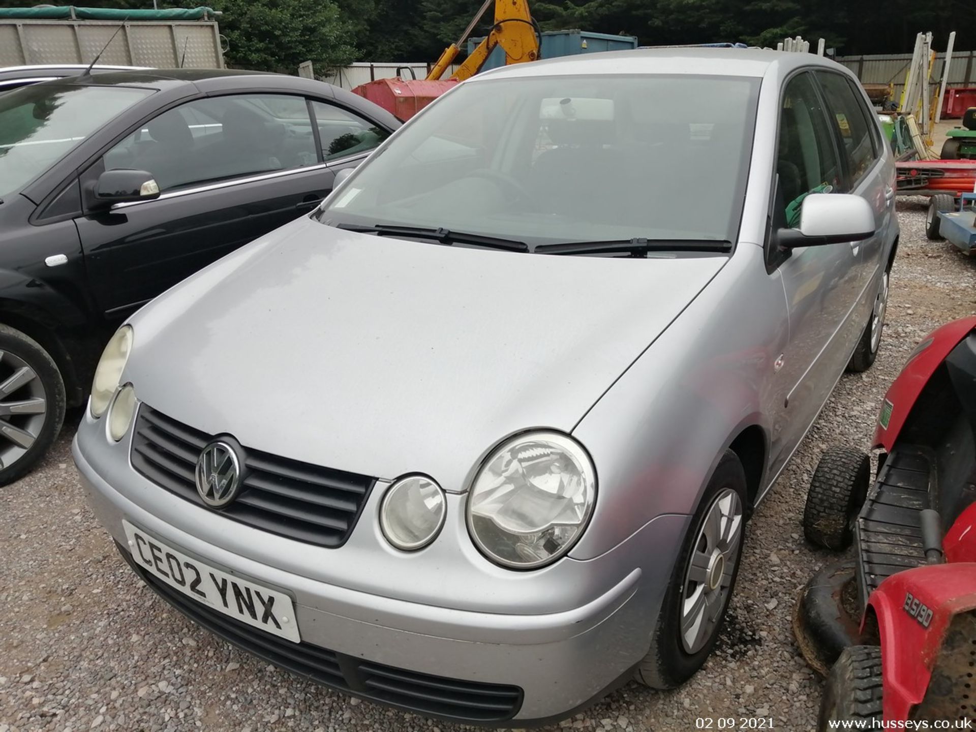 02/02 VOLKSWAGEN POLO S - 1198cc 5dr Hatchback (Silver) - Image 3 of 10