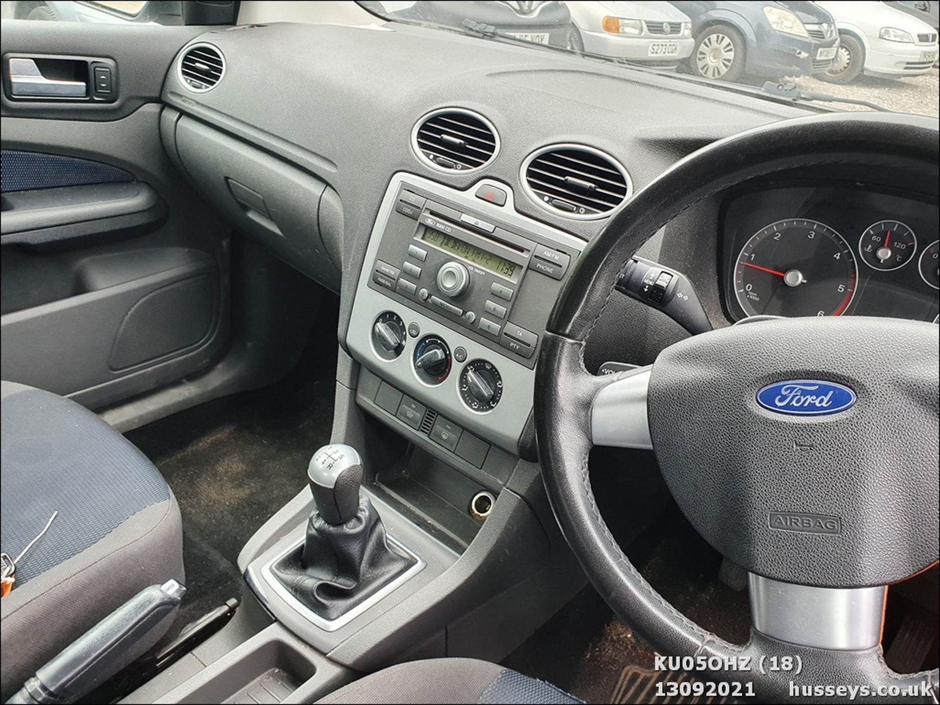 05/05 FORD FOCUS ZETEC CLIMATE TDCI - 1560cc 5dr Hatchback (Silver, 147k) - Image 18 of 18