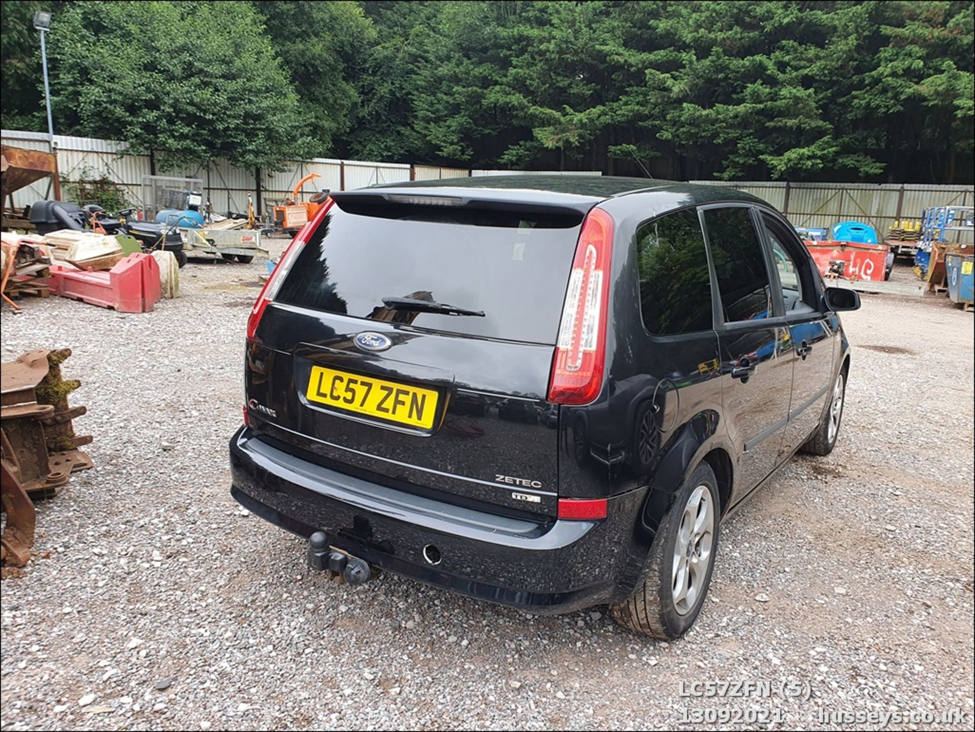 08/57 FORD C-MAX ZETEC TD 90 - 1560cc 5dr MPV (Black, 125k) - Image 3 of 17