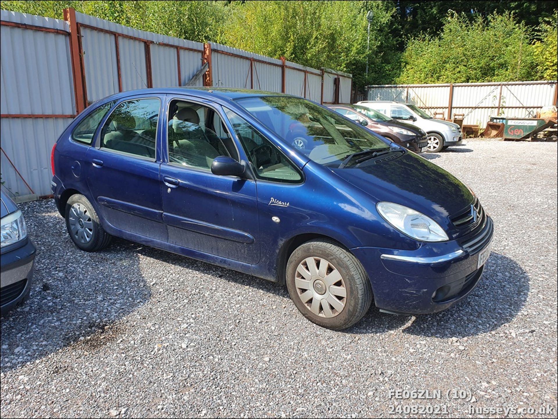 06/06 CITROEN XSARA PICASSO EXCL 92 - 1560cc 5dr MPV (Blue, 147k) - Image 10 of 17