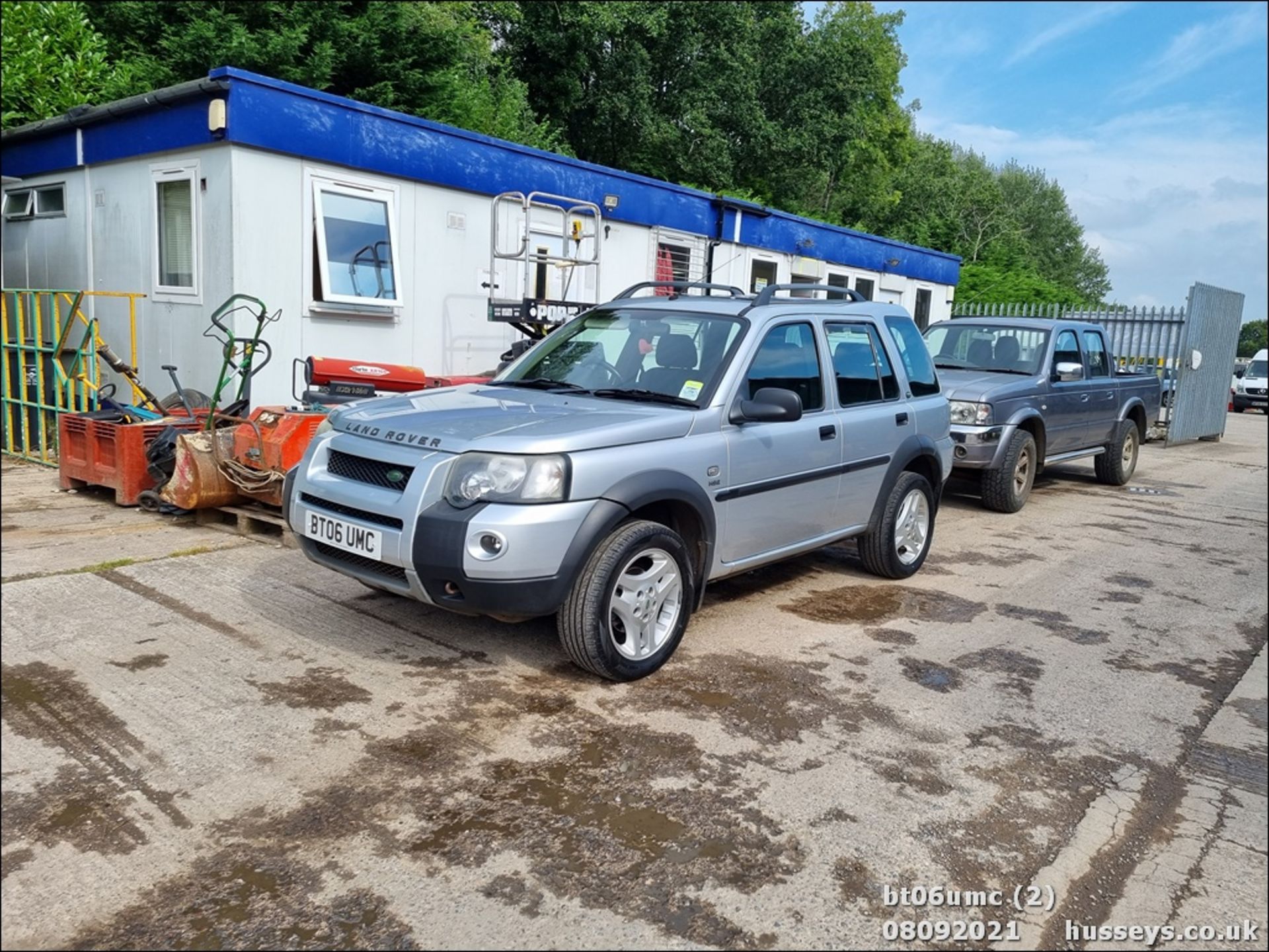 06/06 LAND ROVER FREELANDER HSE TD A - 1951cc 5dr Estate (Silver, 140k) - Image 2 of 20