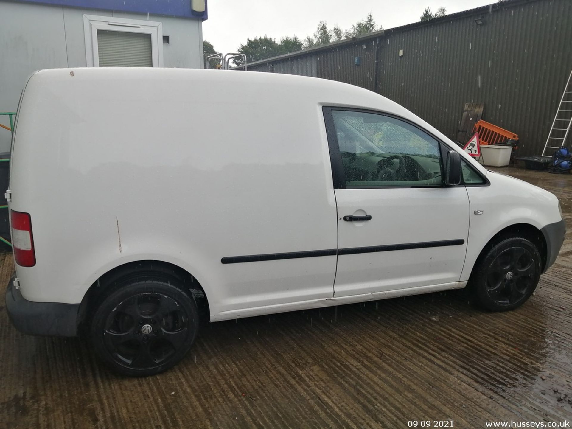 07/07 VOLKSWAGEN CADDY 69PS SDI - 1968cc 5dr Van (White, 120k) - Image 6 of 12