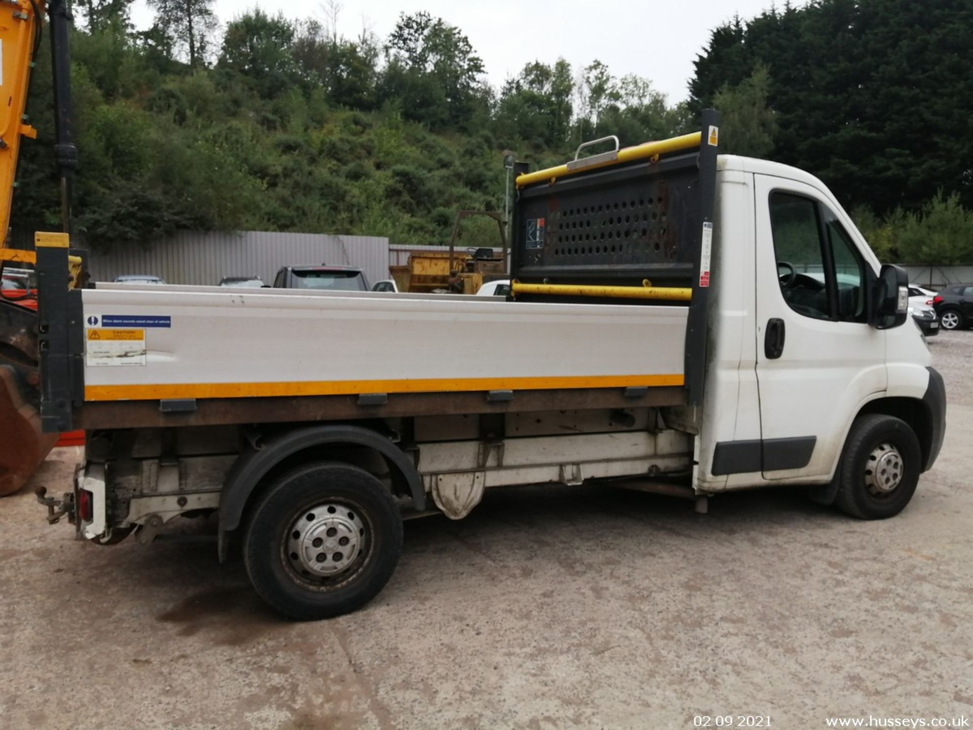 13/13 PEUGEOT BOXER 335 L3 HDI - 2198cc 2dr Tipper (White, 59k) - Image 8 of 12