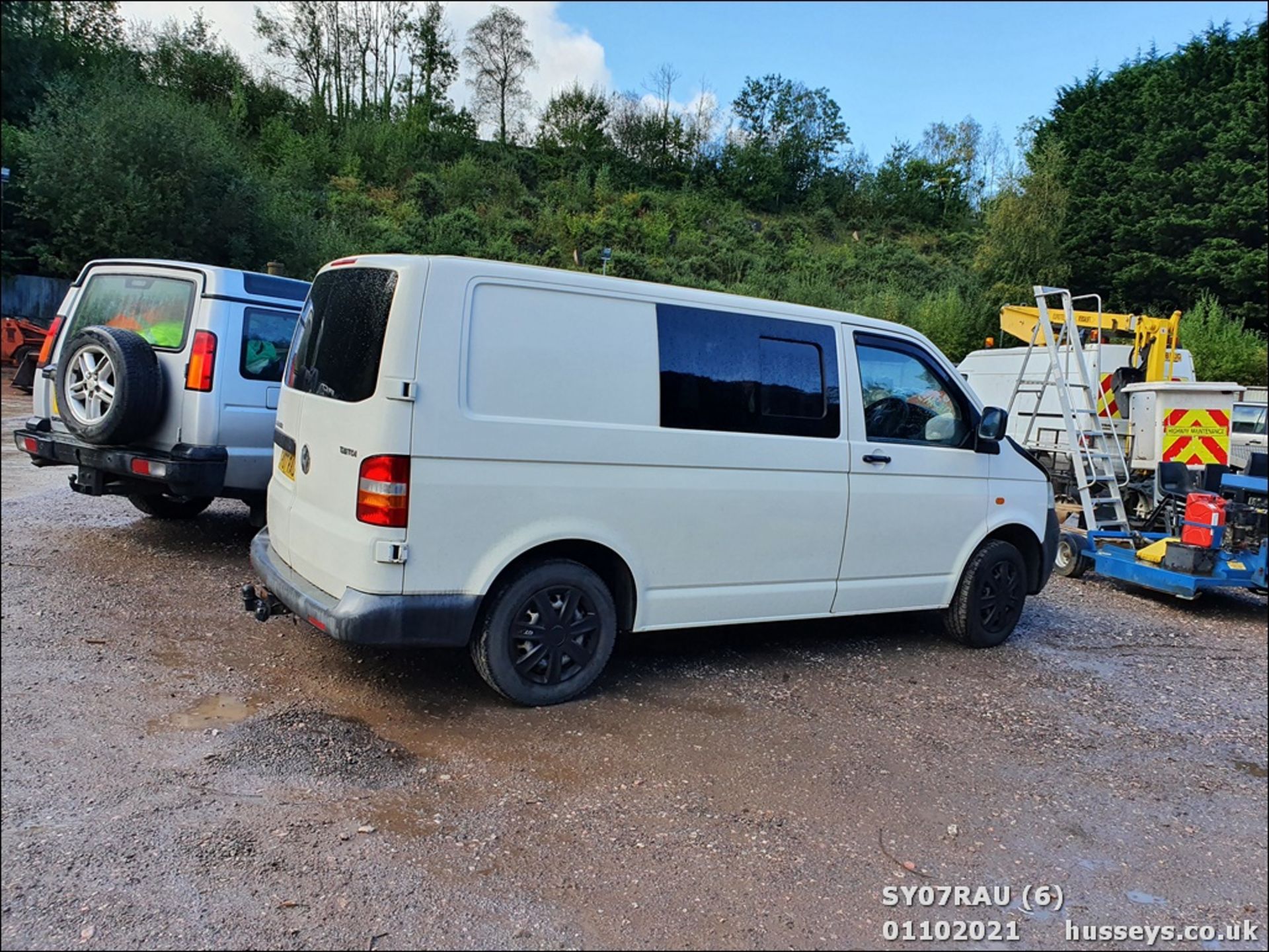 07/07 VOLKSWAGEN TRANSPORTER T28 102 TDI SWB - 1896cc 5dr Van (White, 120k) - Image 6 of 20