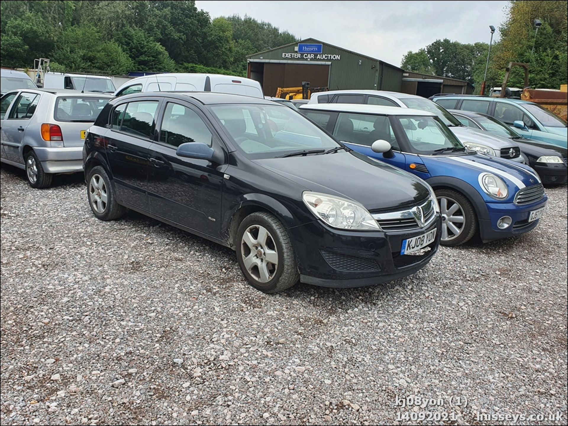 08/08 VAUXHALL ASTRA CLUB TWINPORT - 1364cc 5dr Hatchback (Black, 135k) - Image 2 of 13