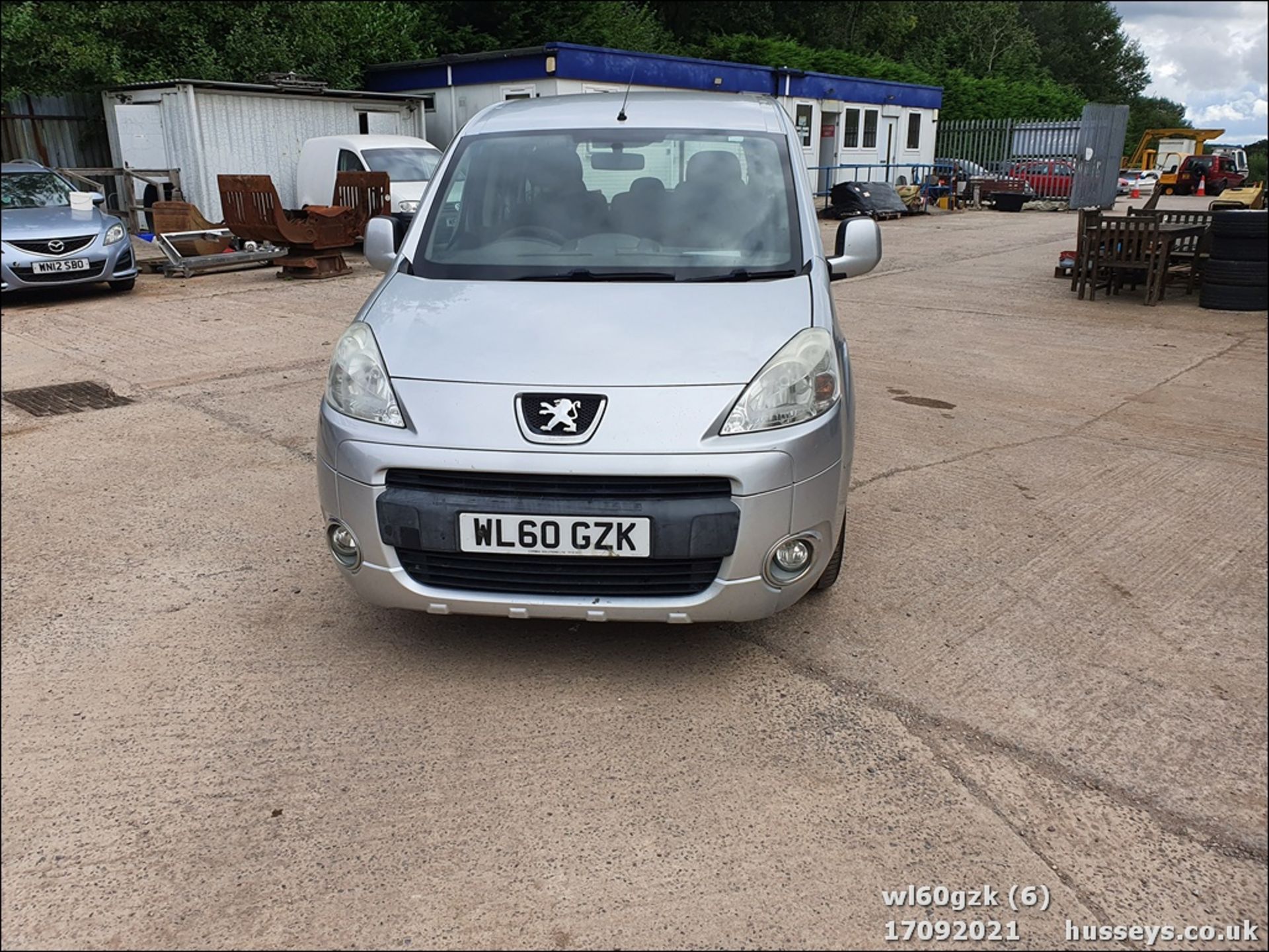 11/60 PEUGEOT PARTNER TEPEE S HDI 92 - 1560cc 5dr MPV (Silver, 89k) - Image 6 of 23