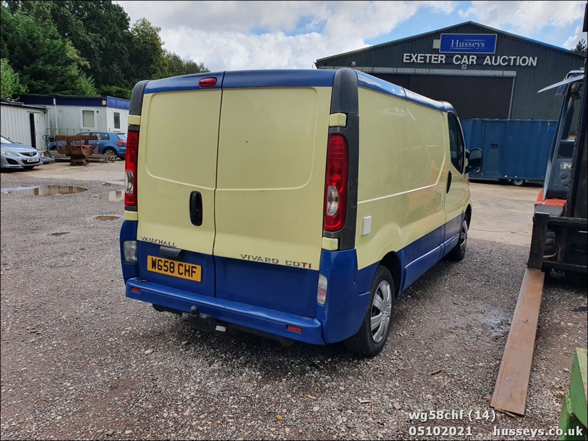 08/58 VAUXHALL VIVARO SPORTIVE CDTI SWB - 1995cc 5dr Van (Blue, 128k) - Image 15 of 17