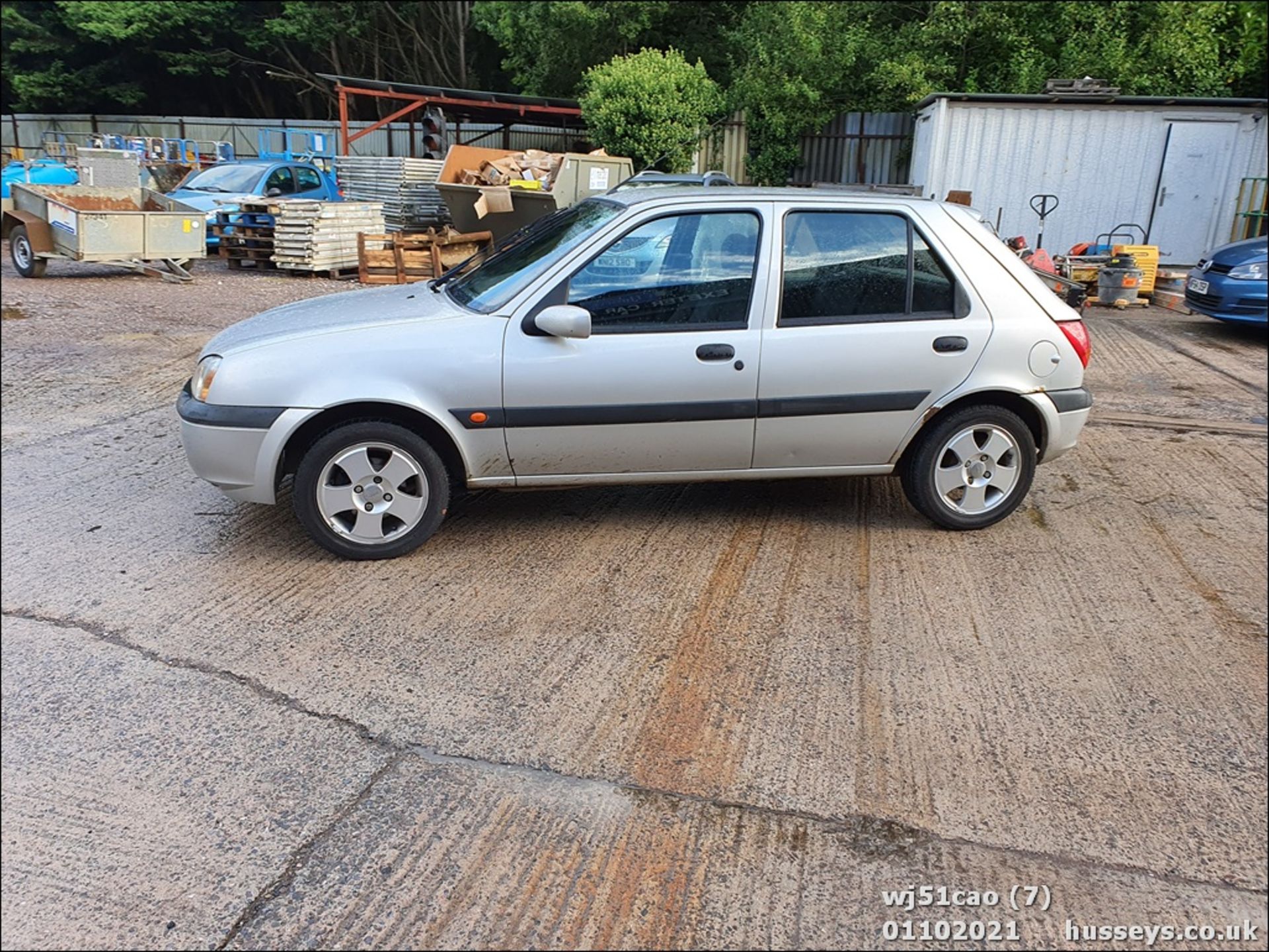 02/51 FORD FIESTA FREESTYLE - 1242cc 5dr Hatchback (Silver, 60k) - Image 6 of 17