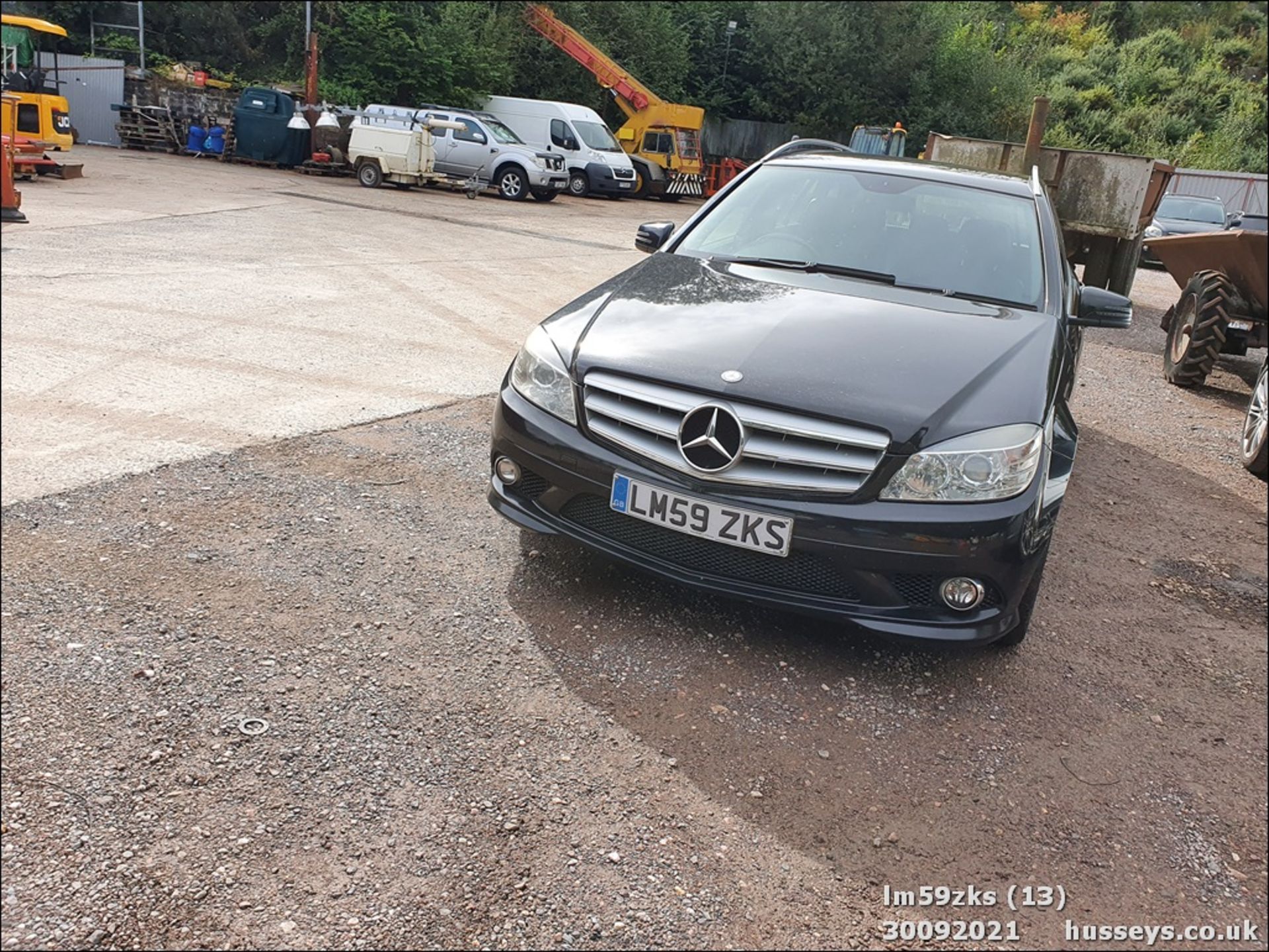 09/59 MERCEDES-BENZ C250 BLUEF-CY SPORT CDI A - 2143cc 5dr Estate (Black, 134k) - Image 12 of 19