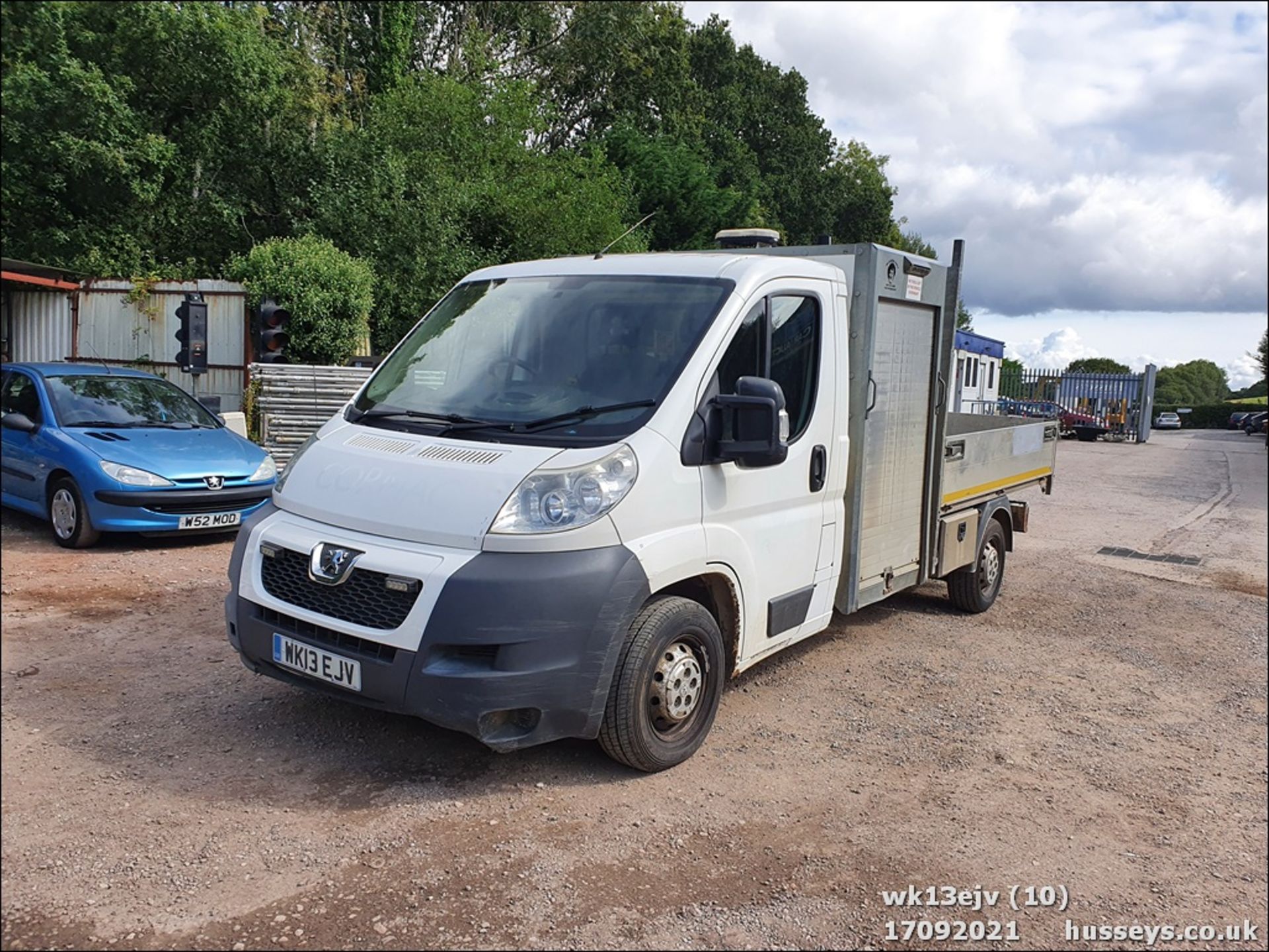 13/13 PEUGEOT BOXER 335 L2S HDI - 2198cc 2dr Tipper (White, 162k) - Image 11 of 23