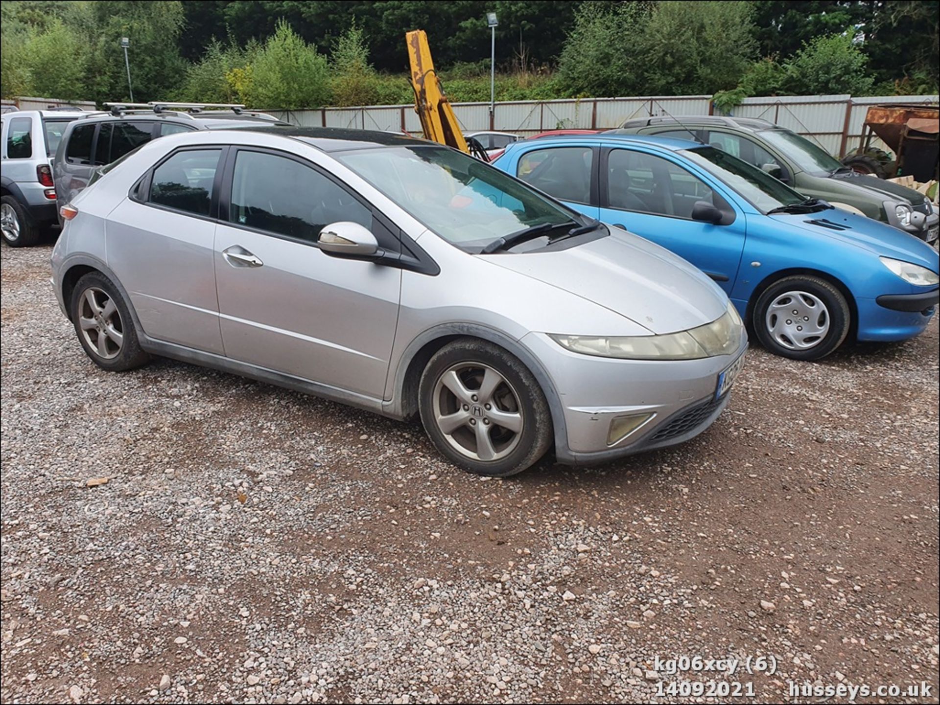 06/06 HONDA CIVIC ES I-CTDI - 2204cc 5dr Hatchback (Silver, 124k) - Image 7 of 14