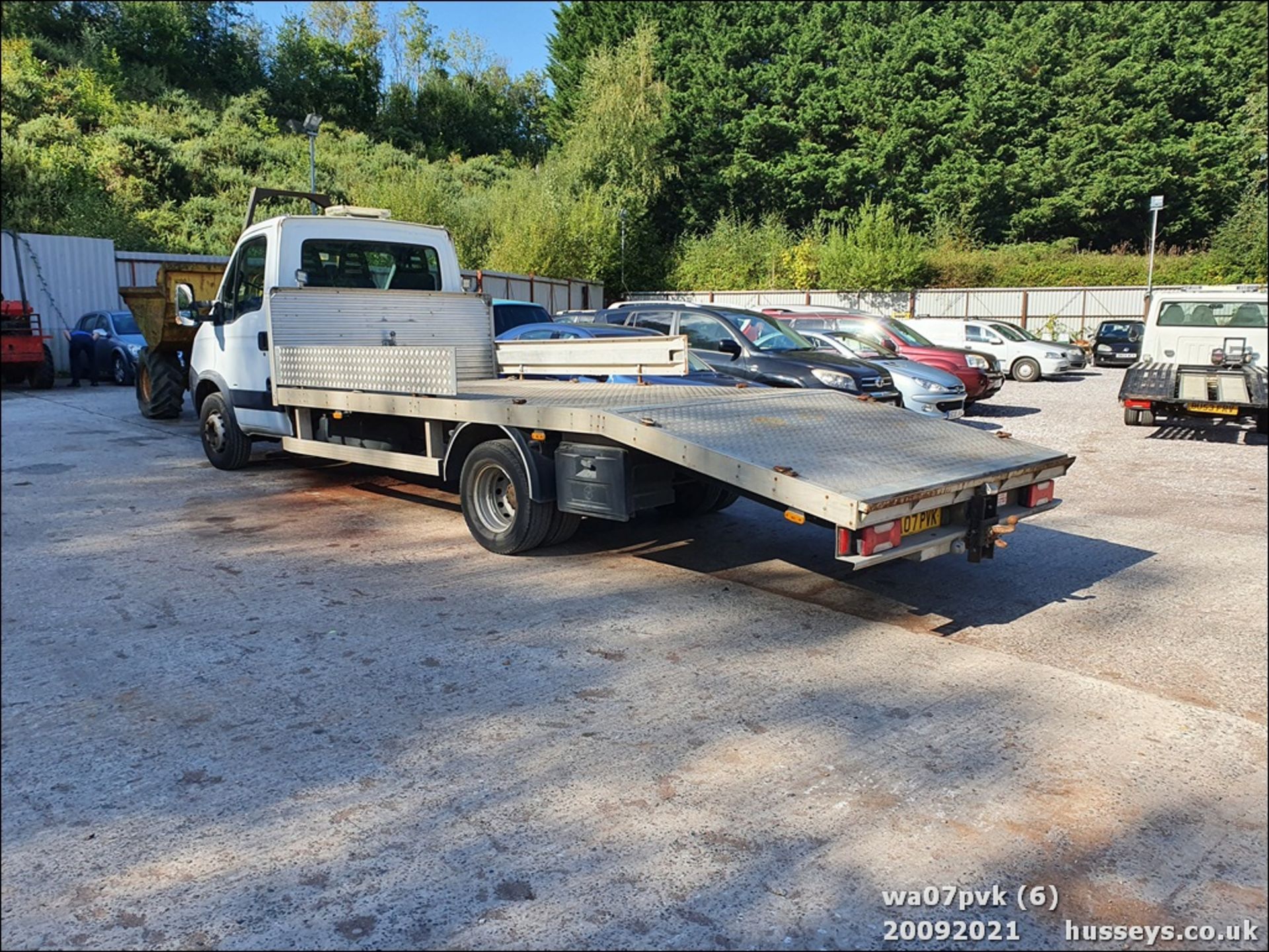 07/07 IVECO DAILY 65C18 BEAVERTAIL - 2998cc 2dr (White) - Image 5 of 11