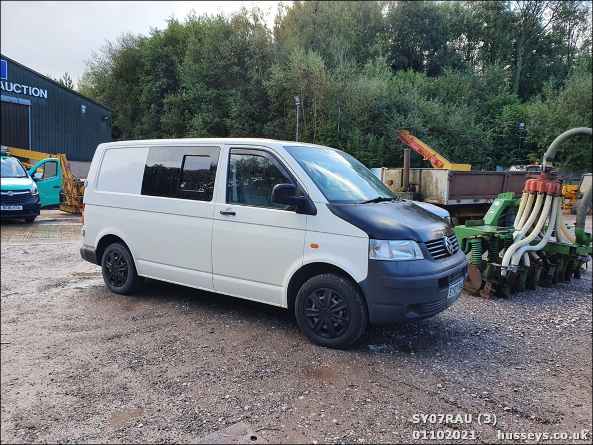 07/07 VOLKSWAGEN TRANSPORTER T28 102 TDI SWB - 1896cc 5dr Van (White, 120k) - Image 2 of 20