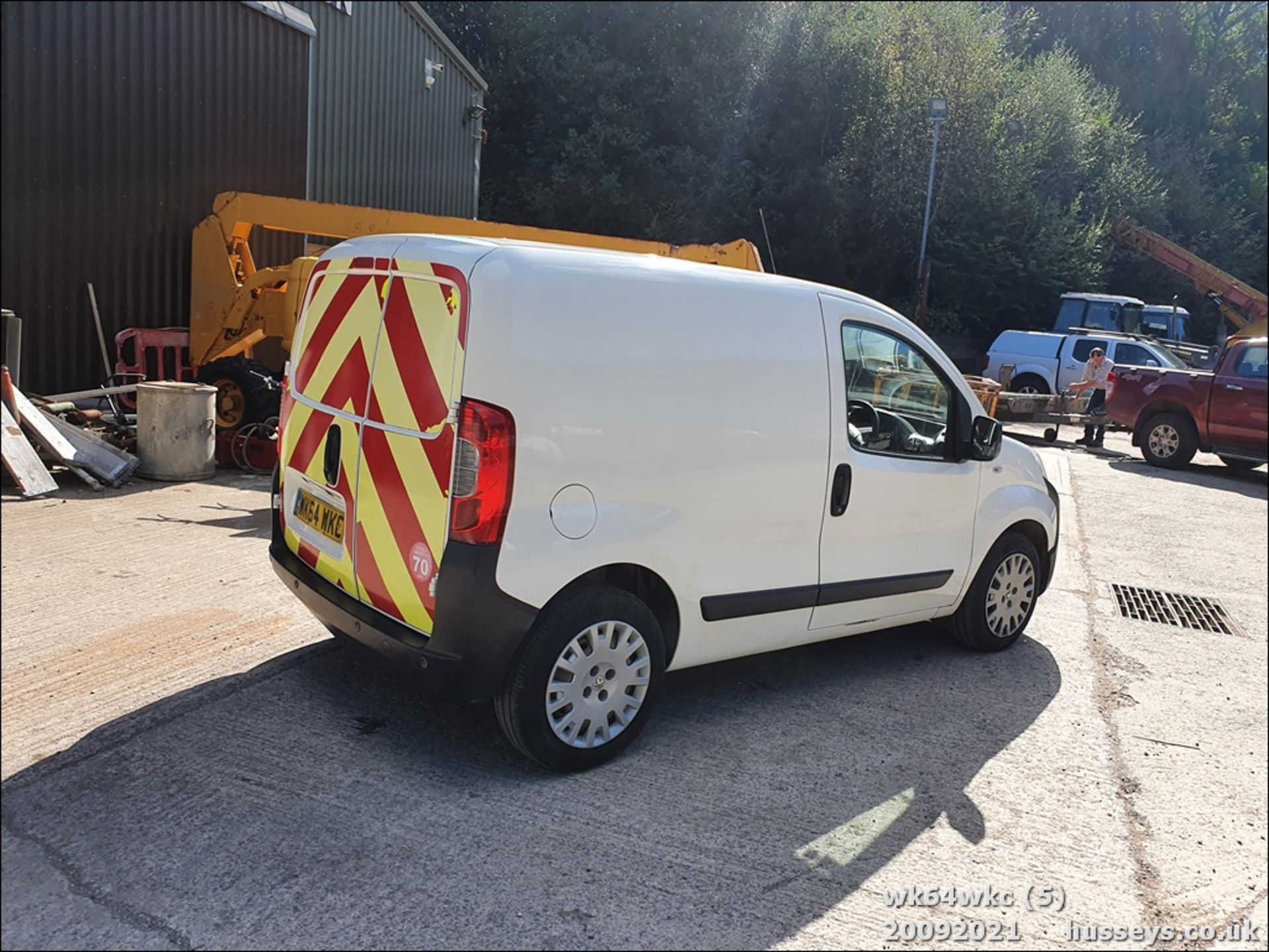 15/64 PEUGEOT BIPPER PROFESSIONAL HDI - 1248cc 5dr Van (White, 98k) - Image 6 of 18