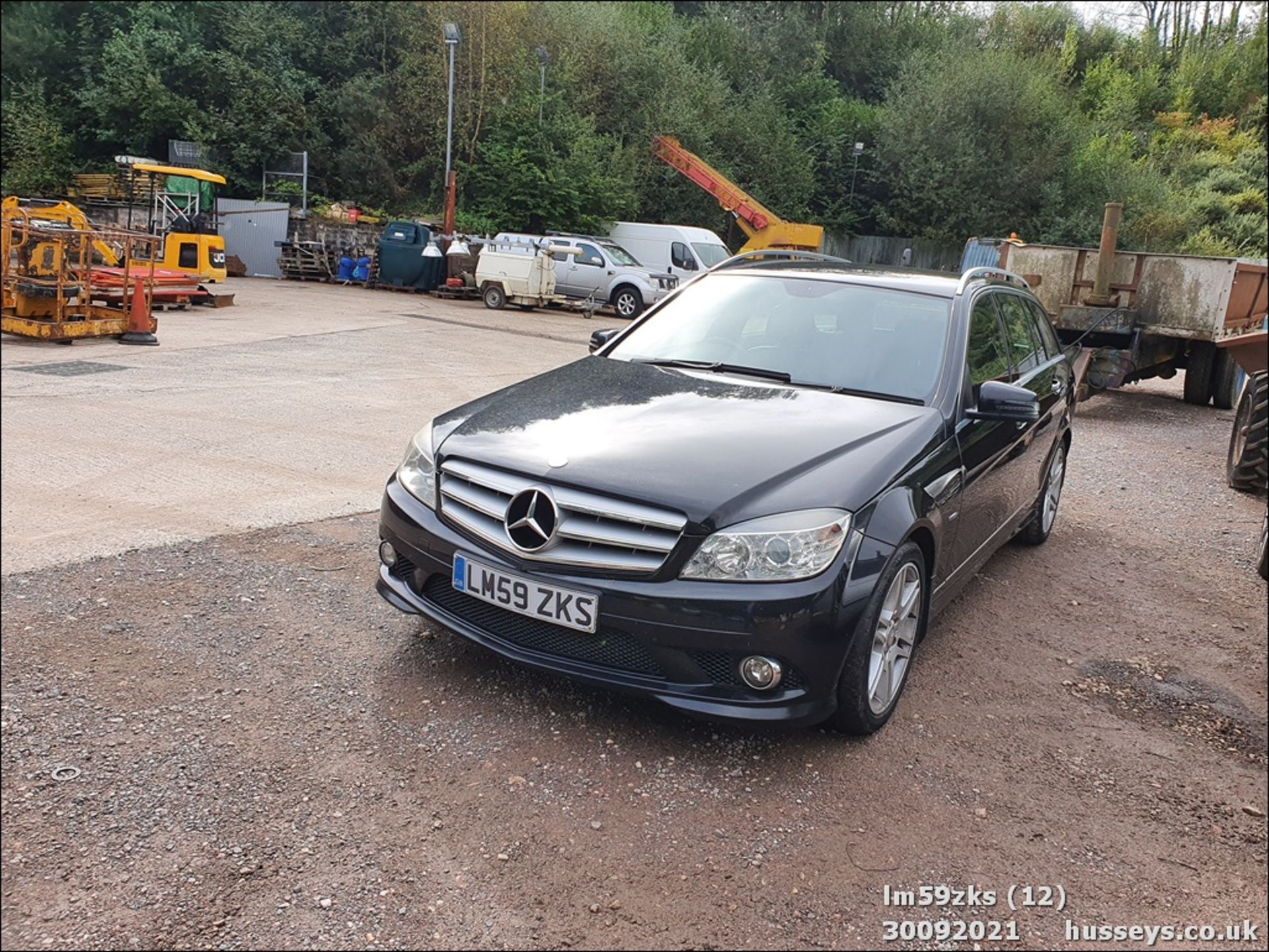 09/59 MERCEDES-BENZ C250 BLUEF-CY SPORT CDI A - 2143cc 5dr Estate (Black, 134k) - Image 11 of 19