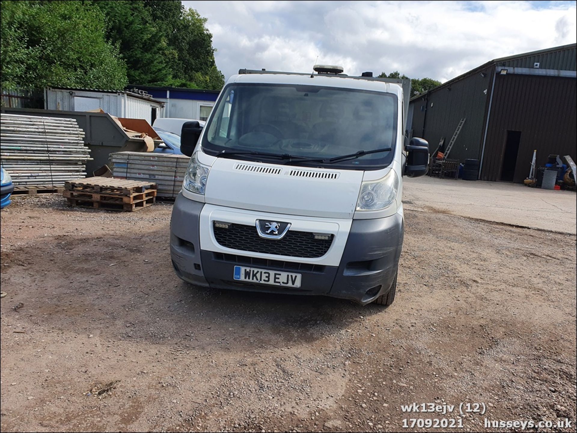 13/13 PEUGEOT BOXER 335 L2S HDI - 2198cc 2dr Tipper (White, 162k) - Image 13 of 23