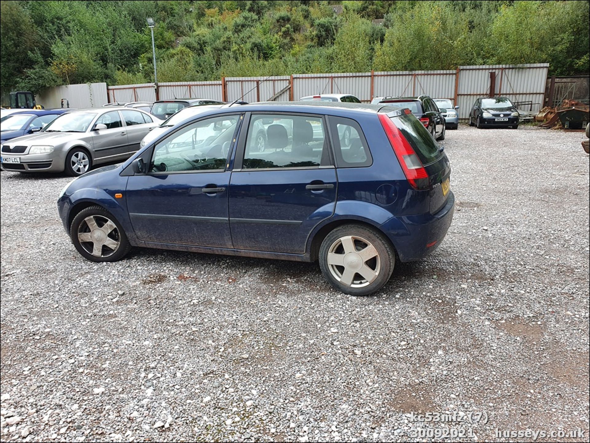 04/53 FORD FIESTA ZETEC - 1388cc 5dr Hatchback (Blue, 54k) - Image 7 of 18