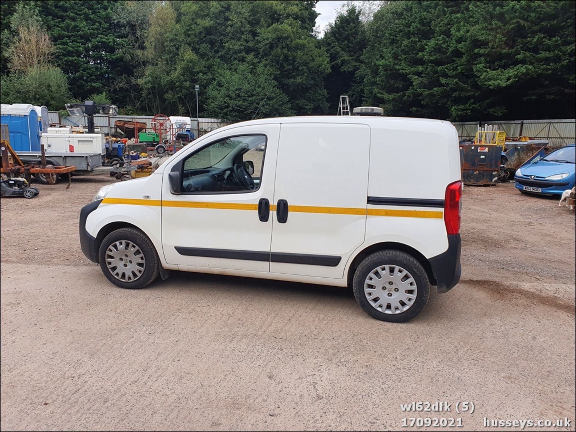 12/62 PEUGEOT BIPPER SE HDI - 1248cc 5dr Van (White, 97k) - Image 5 of 15