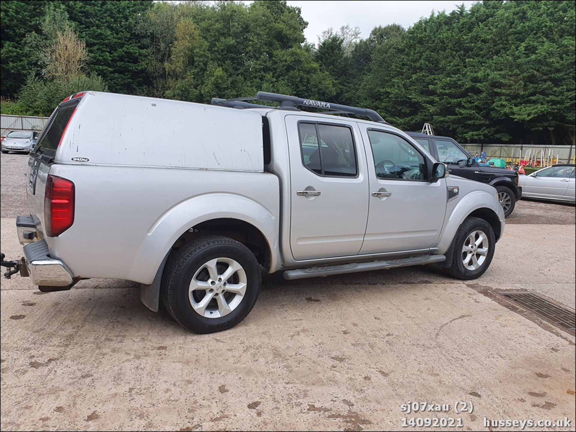 07/07 NISSAN NAVARA D/C OUTLAW DCI - 2488cc 4dr 4x4 (Silver, 166k) - Image 2 of 15