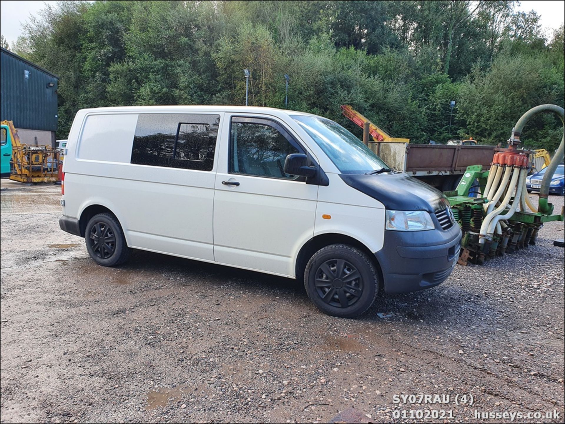 07/07 VOLKSWAGEN TRANSPORTER T28 102 TDI SWB - 1896cc 5dr Van (White, 120k) - Image 3 of 20