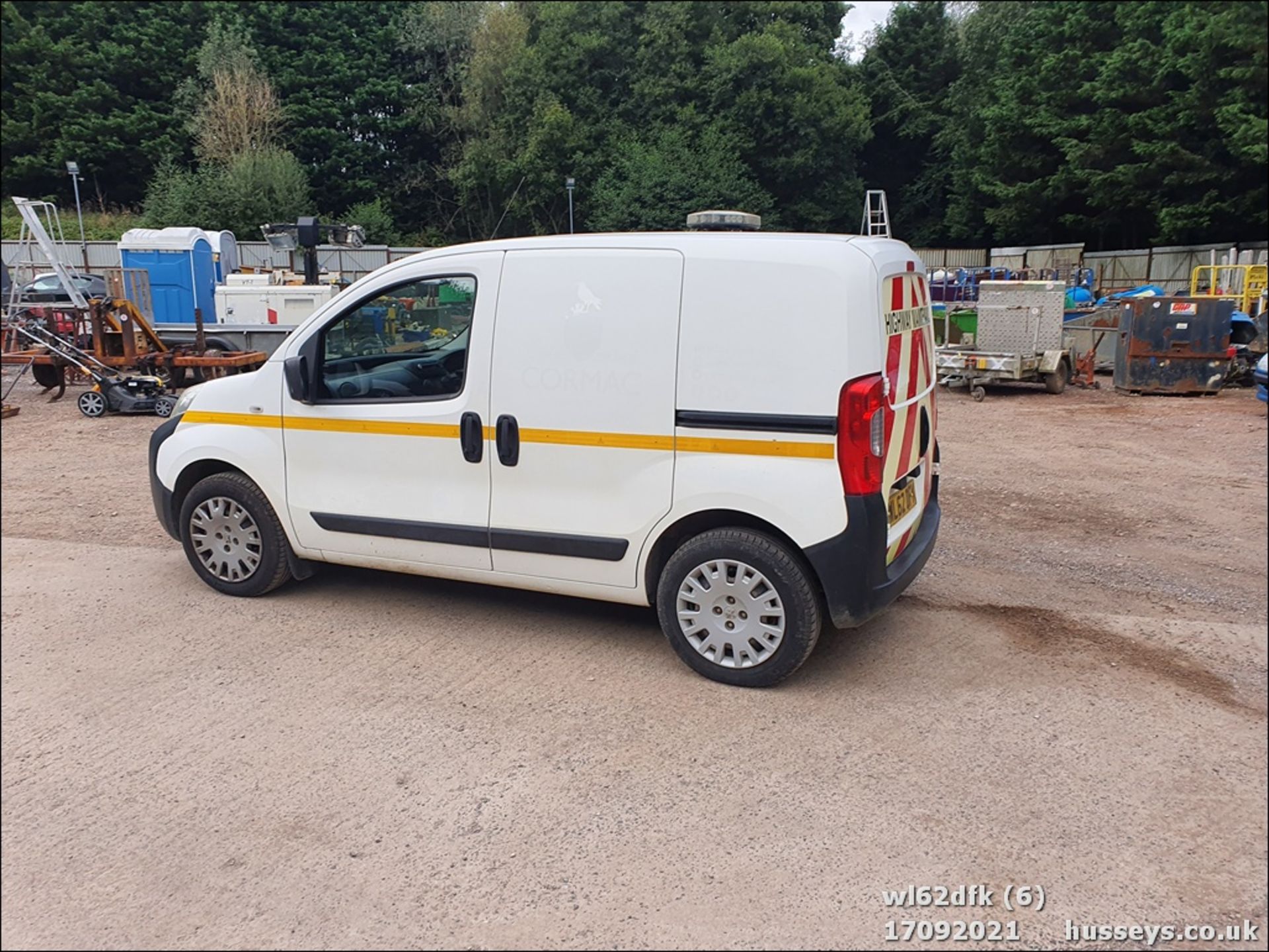 12/62 PEUGEOT BIPPER SE HDI - 1248cc 5dr Van (White, 97k) - Image 6 of 15