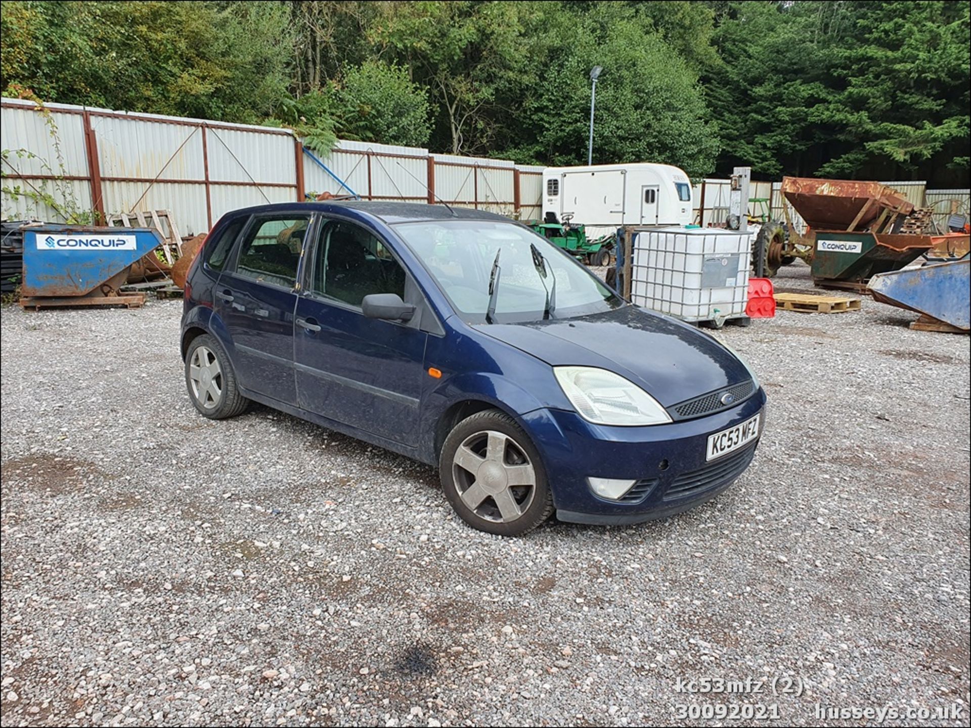 04/53 FORD FIESTA ZETEC - 1388cc 5dr Hatchback (Blue, 54k) - Image 5 of 18