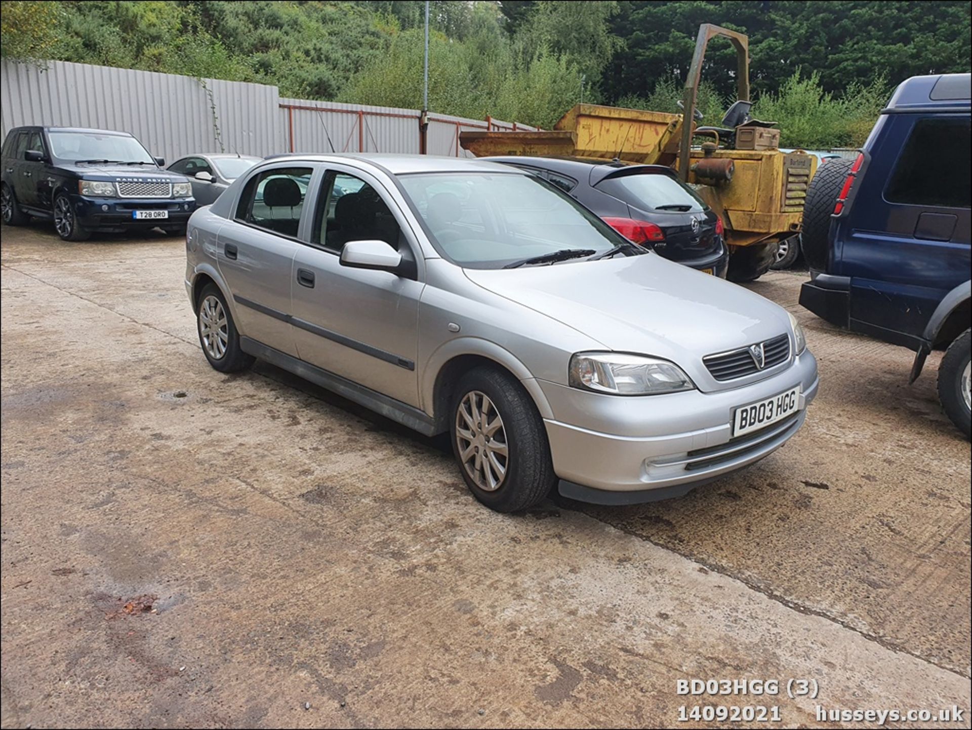 03/03 VAUXHALL ASTRA CLUB 8V - 1598cc 5dr Hatchback (Silver) - Image 3 of 14