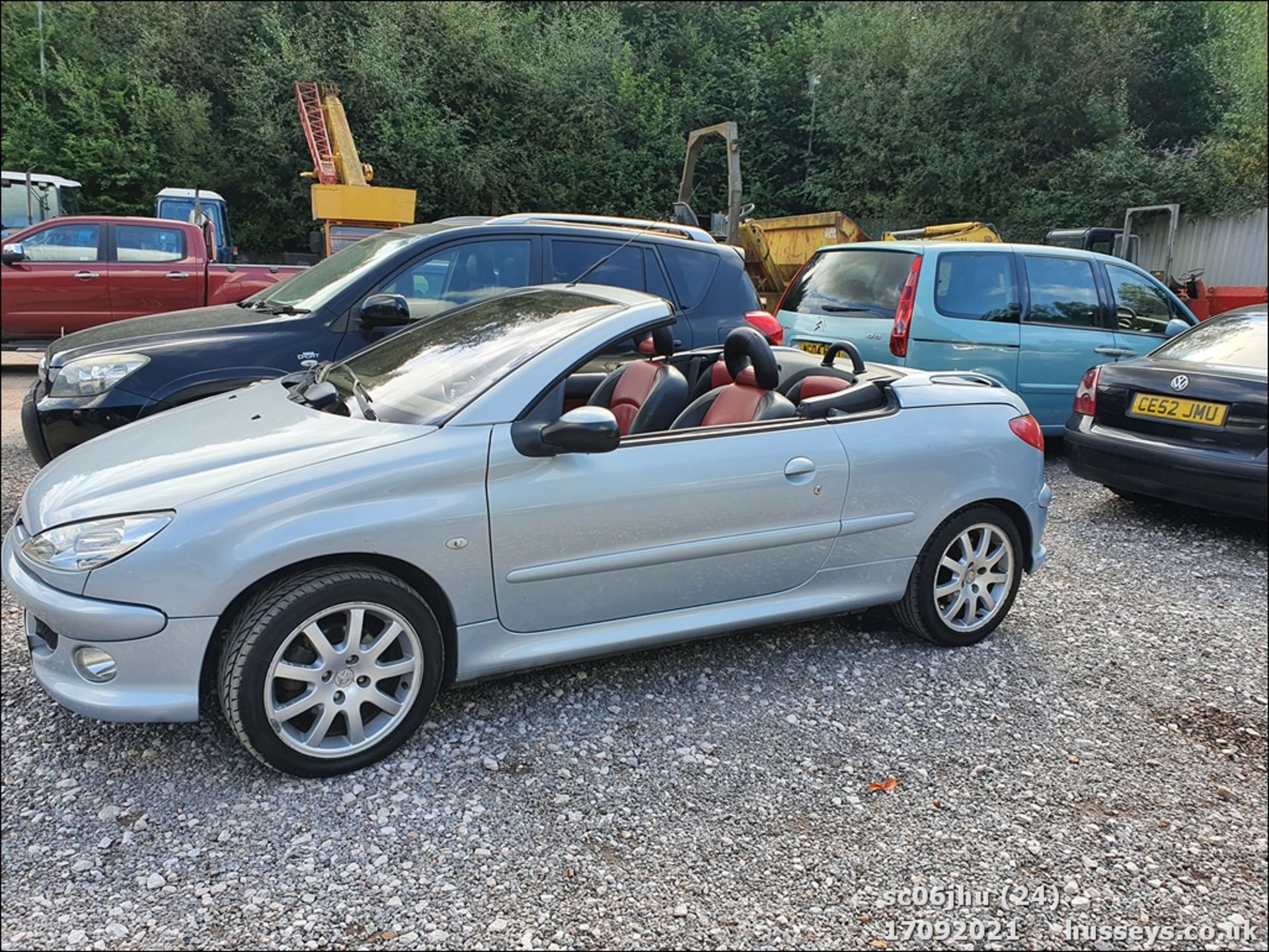 06/06 PEUGEOT 206 ALLURE CC - 1587cc 2dr Convertible (Silver, 84k) - Image 17 of 22