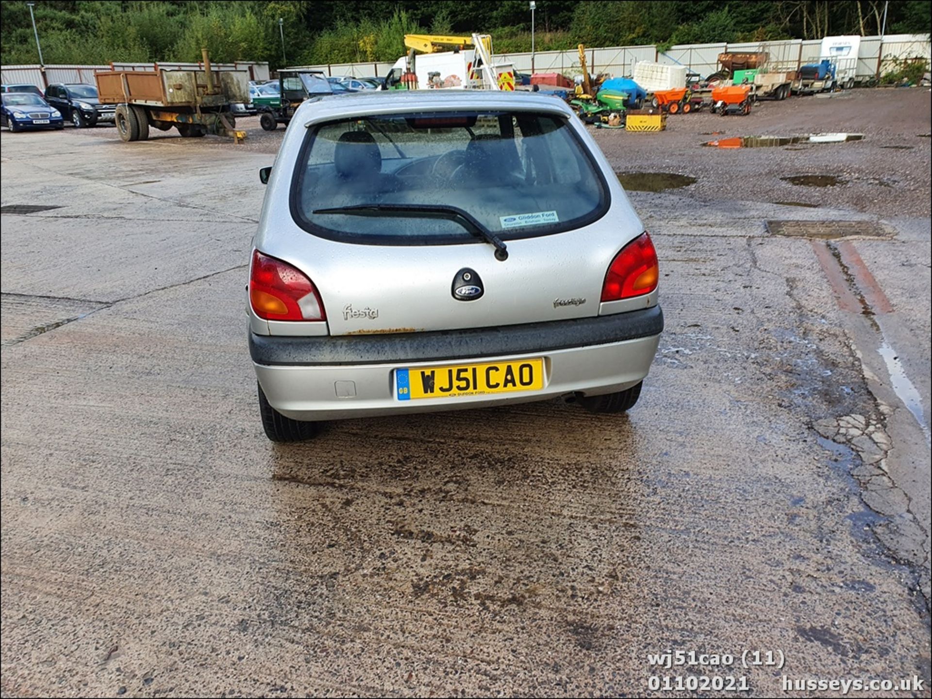 02/51 FORD FIESTA FREESTYLE - 1242cc 5dr Hatchback (Silver, 60k) - Image 11 of 17