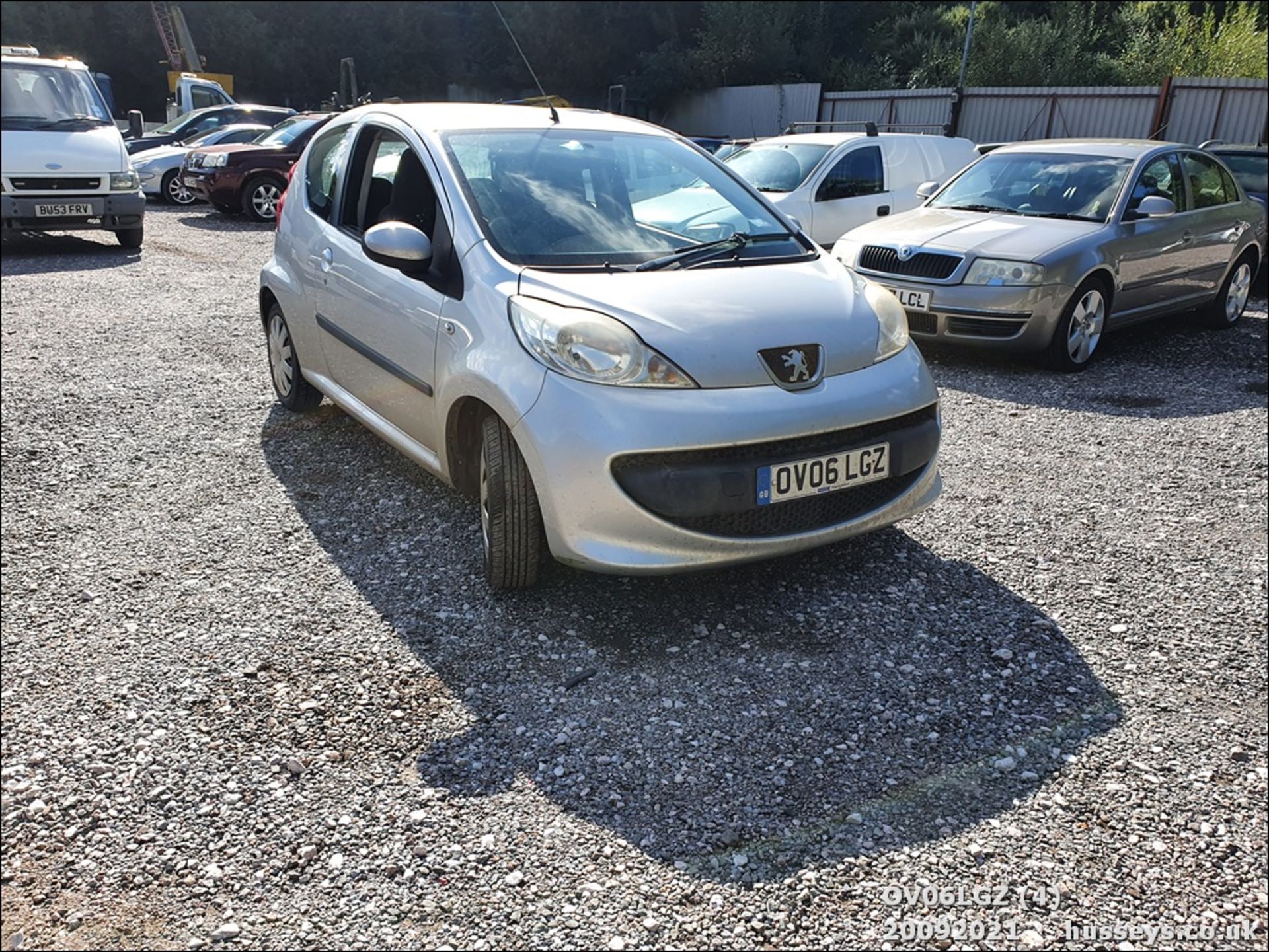 06/06 PEUGEOT 107 URBAN - 998cc 3dr Hatchback (Silver) - Image 4 of 20