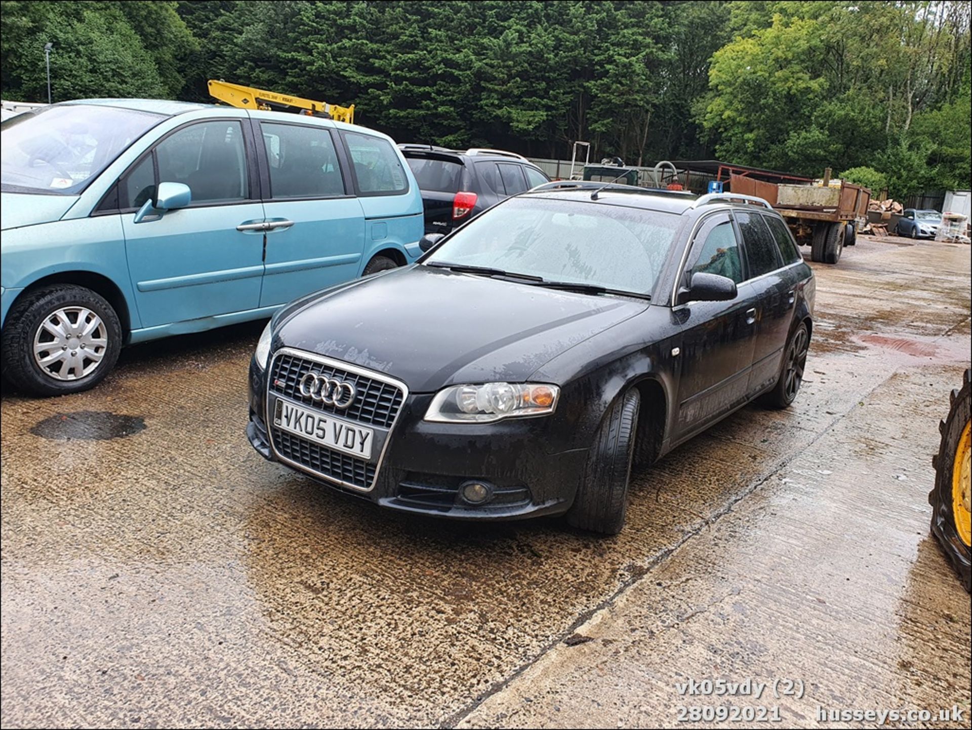 05/05 AUDI A4 S LINE TDI - 1986cc 5dr Estate (Black) - Image 5 of 13