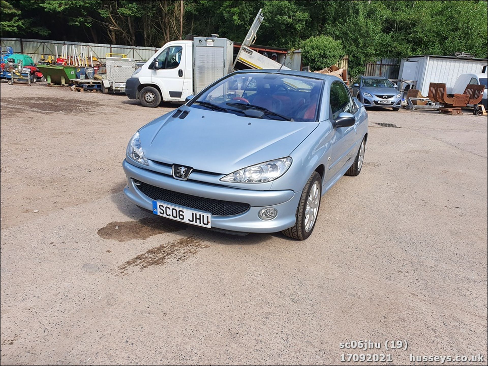 06/06 PEUGEOT 206 ALLURE CC - 1587cc 2dr Convertible (Silver, 84k) - Image 14 of 22