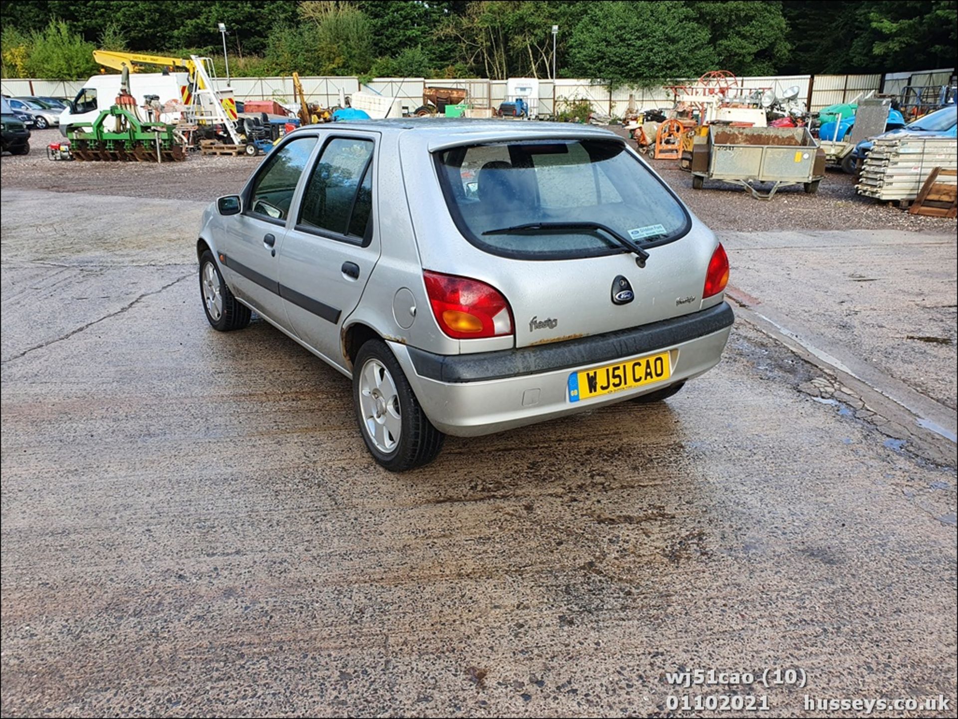 02/51 FORD FIESTA FREESTYLE - 1242cc 5dr Hatchback (Silver, 60k) - Image 10 of 17