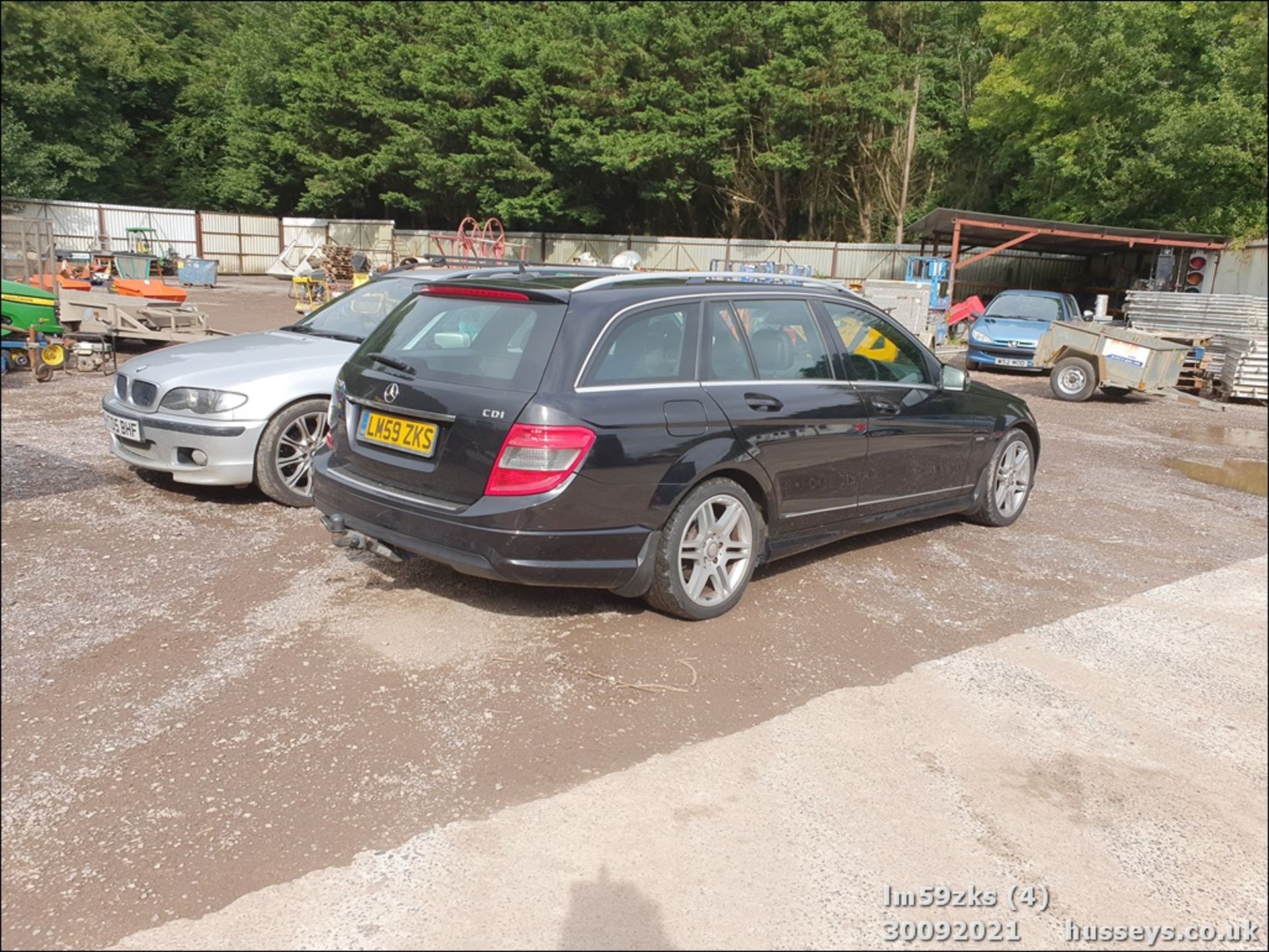 09/59 MERCEDES-BENZ C250 BLUEF-CY SPORT CDI A - 2143cc 5dr Estate (Black, 134k) - Image 3 of 19