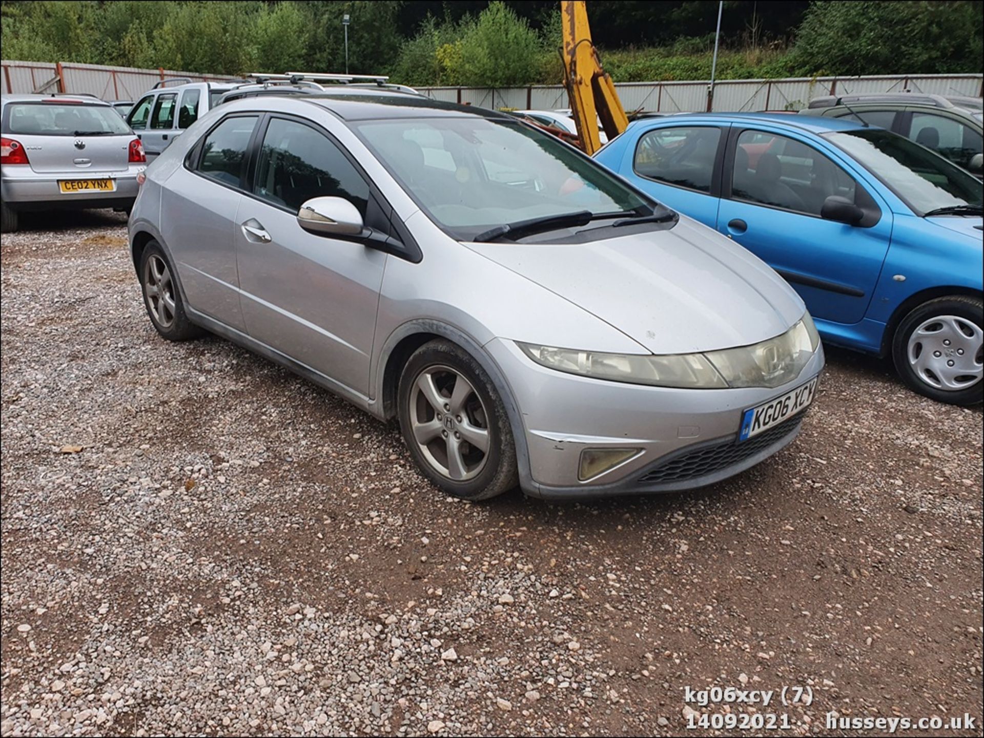 06/06 HONDA CIVIC ES I-CTDI - 2204cc 5dr Hatchback (Silver, 124k) - Image 8 of 14