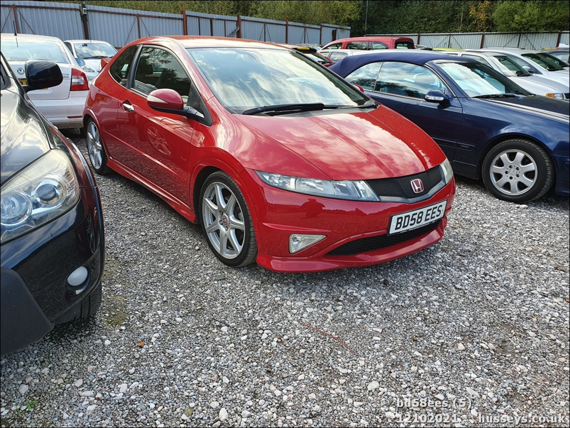 08/58 HONDA CIVIC TYPE-R GT I-VTEC - 1998cc 3dr Hatchback (Red, 82k) - Image 4 of 12