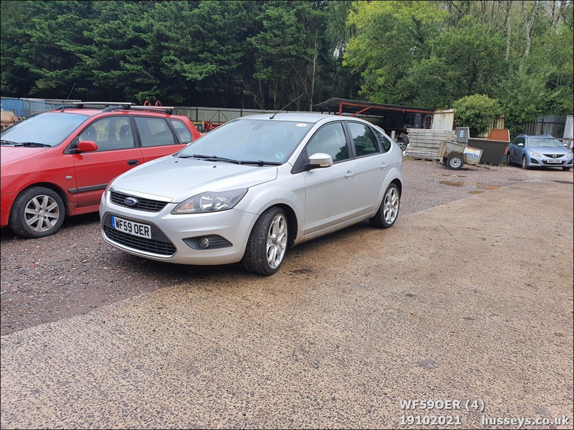 09/59 FORD FOCUS TITANIUM TD 115 - 1753cc 5dr Hatchback (Silver, 160k) - Image 3 of 17