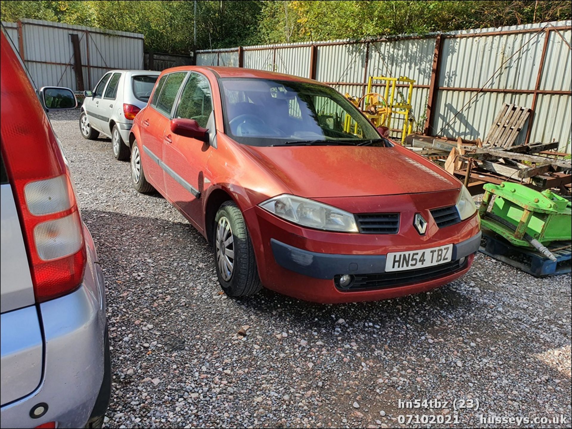 04/54 RENAULT MEGANE EXPRESSION DCI 100 - 1461cc 5dr Hatchback (Red, 130k) - Image 22 of 25