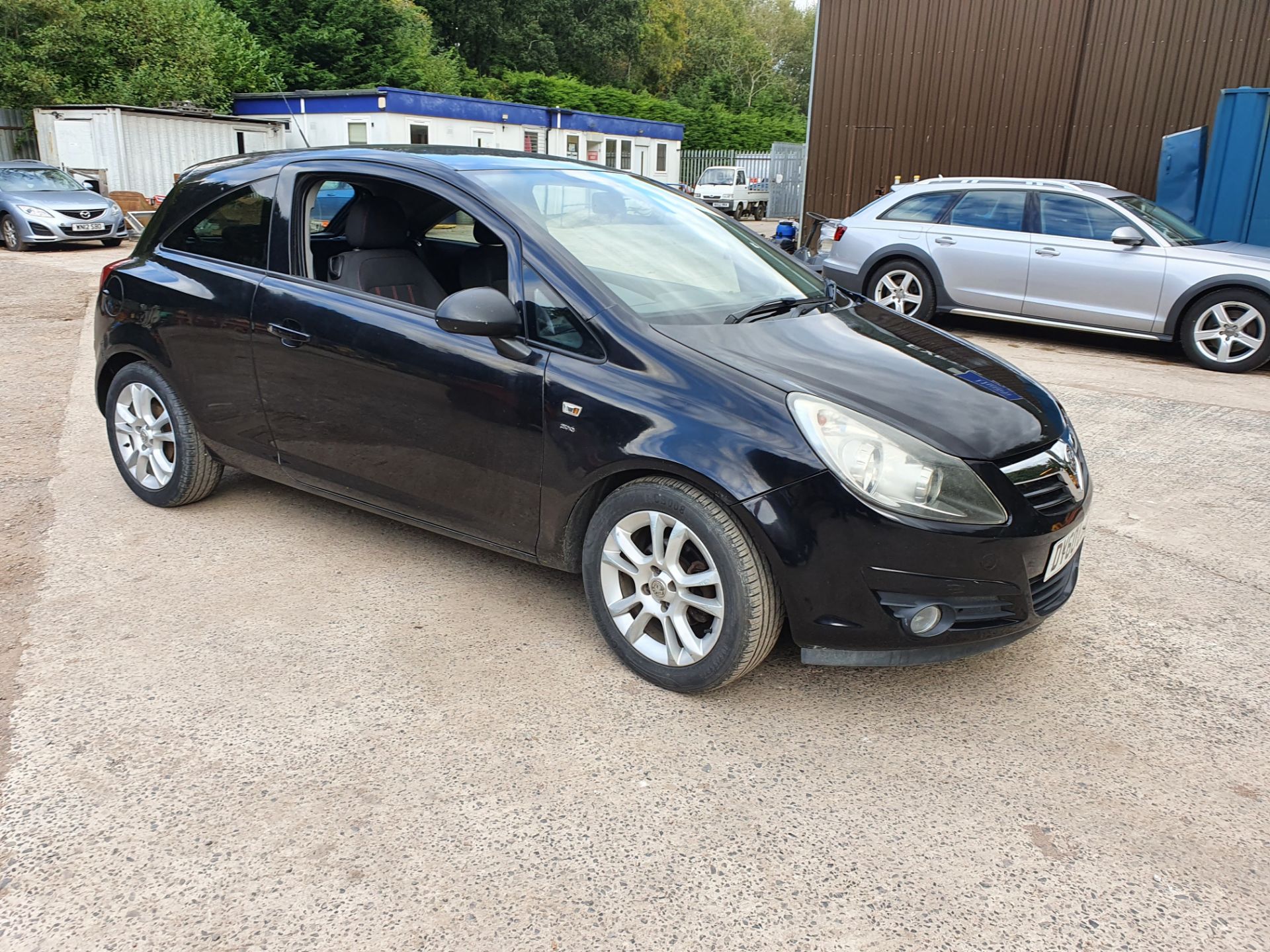 10/60 VAUXHALL CORSA SXI - 1398cc 3dr Hatchback (Black, 78k) - Image 5 of 26