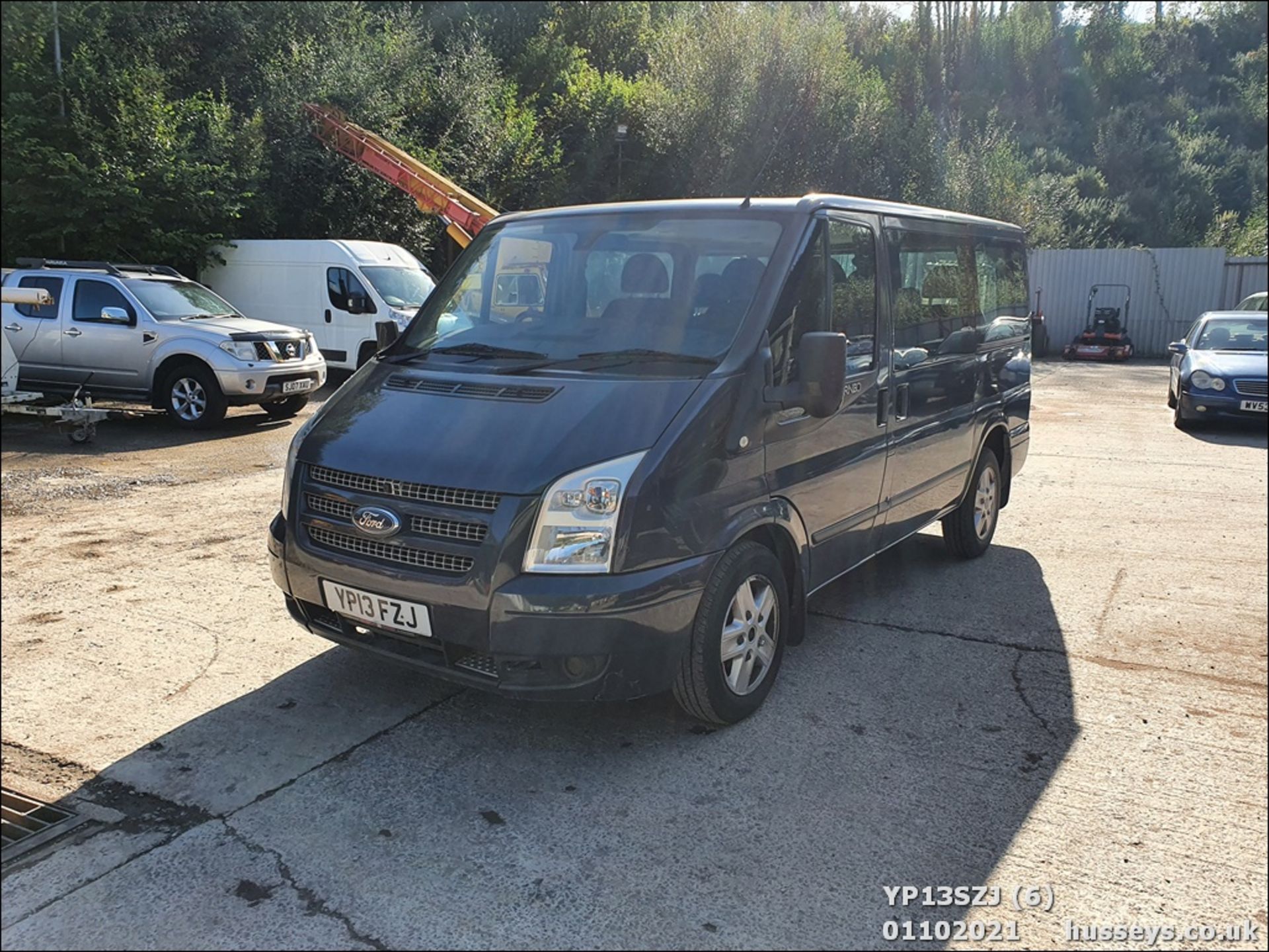 13/13 FORD TRANSIT 125 T280 FWD - 2198cc 5dr MPV (Grey) - Image 2 of 18