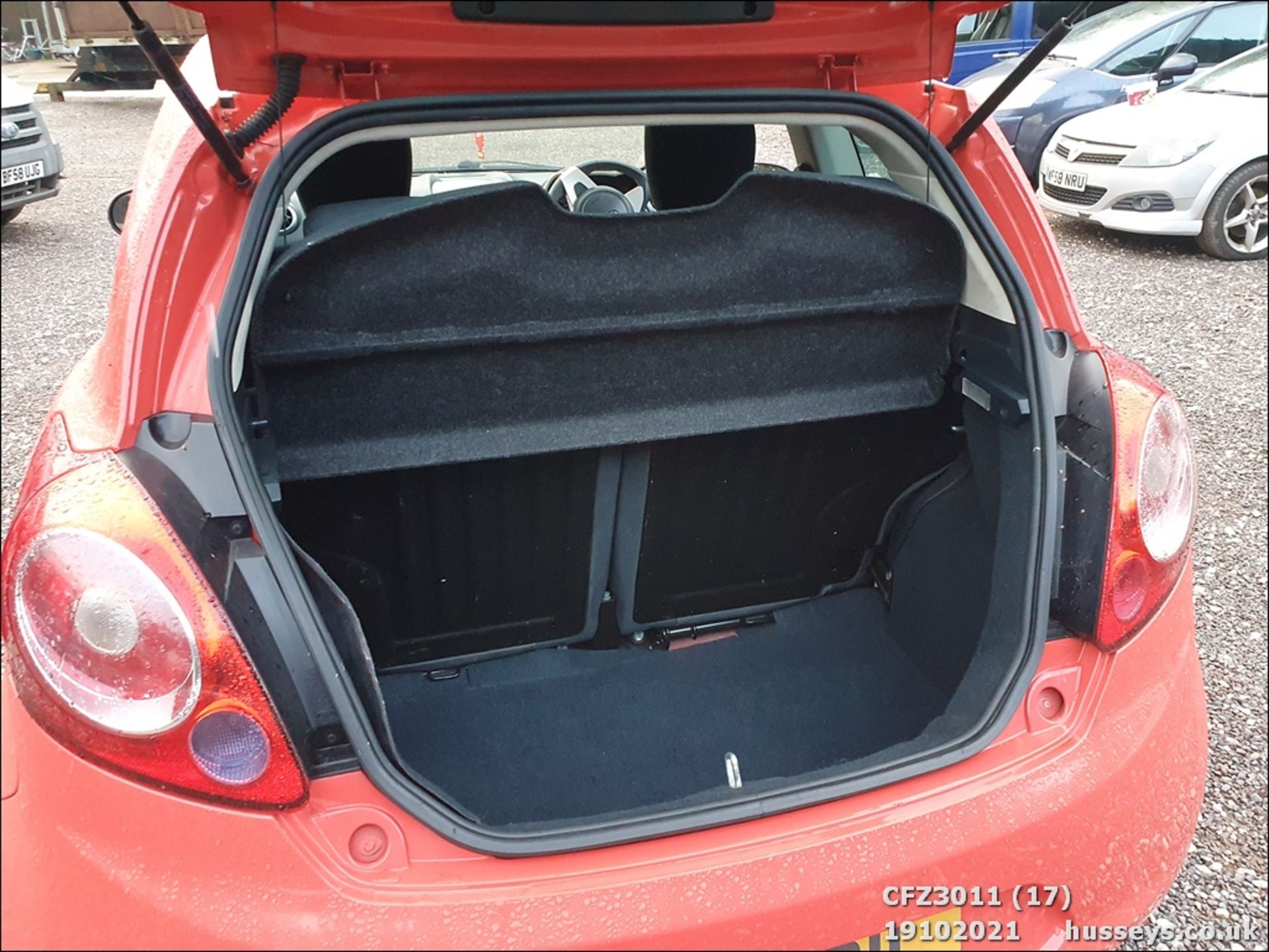 2010 FORD KA ZETEC TDCI - 1268cc 3dr Hatchback (Red, 67k) - Image 17 of 20