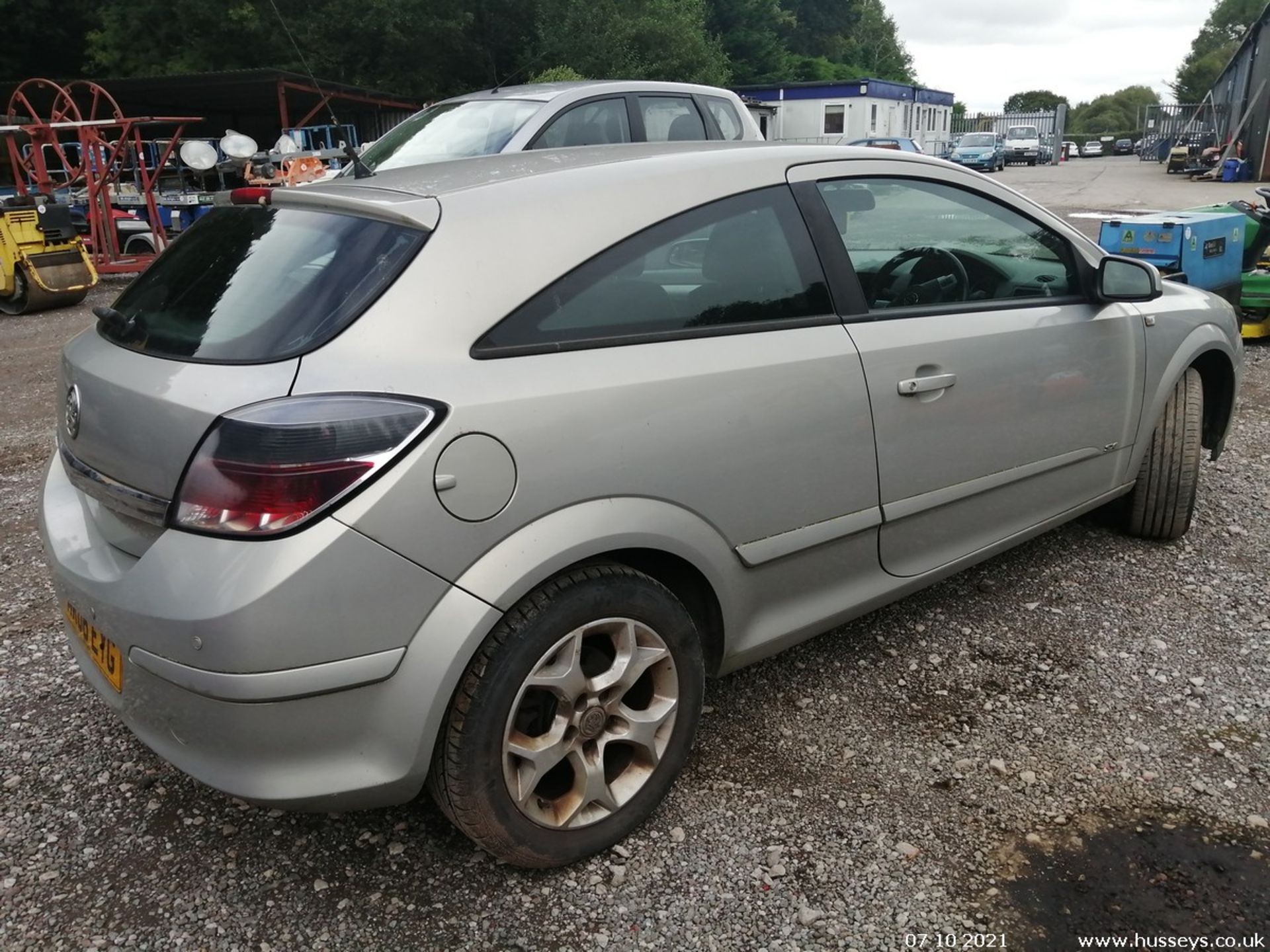 06/06 VAUXHALL ASTRA SXI - 1364cc 3dr Hatchback (Silver) - Image 11 of 26