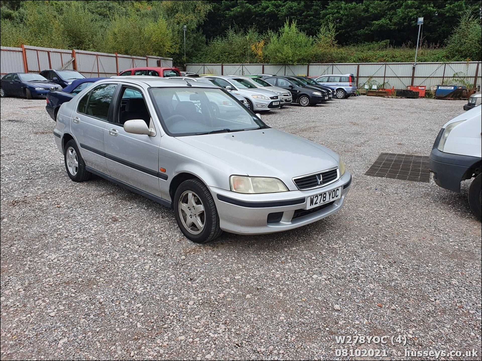 2000 HONDA CIVIC 1.4I S AUTO - 1396cc 5dr Hatchback (Silver, 91k) - Image 3 of 18