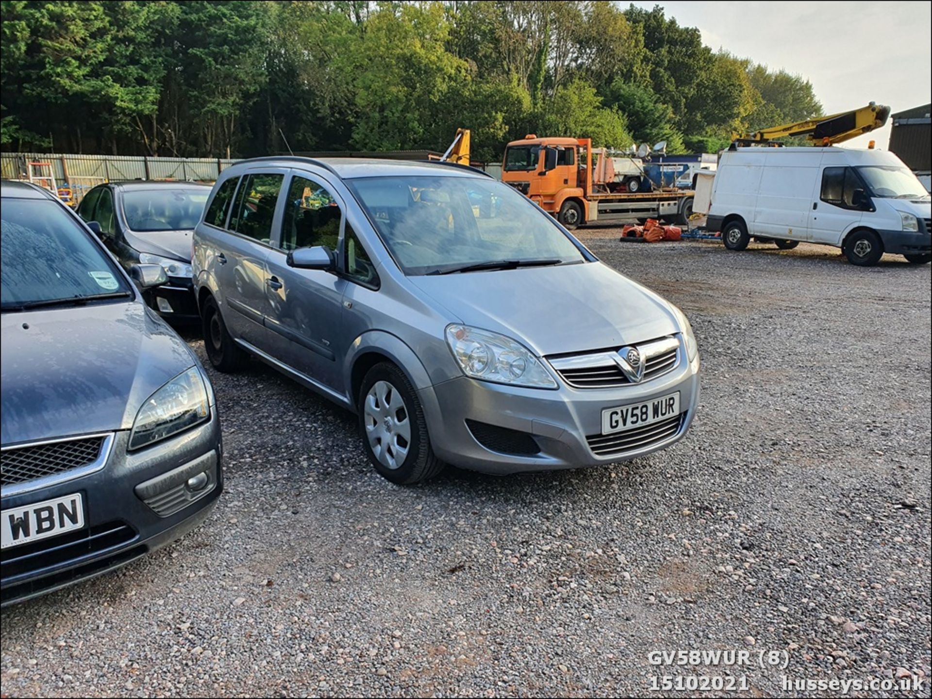 09/58 VAUXHALL ZAFIRA LIFE - 1598cc 5dr MPV (Silver, 117k) - Image 8 of 16