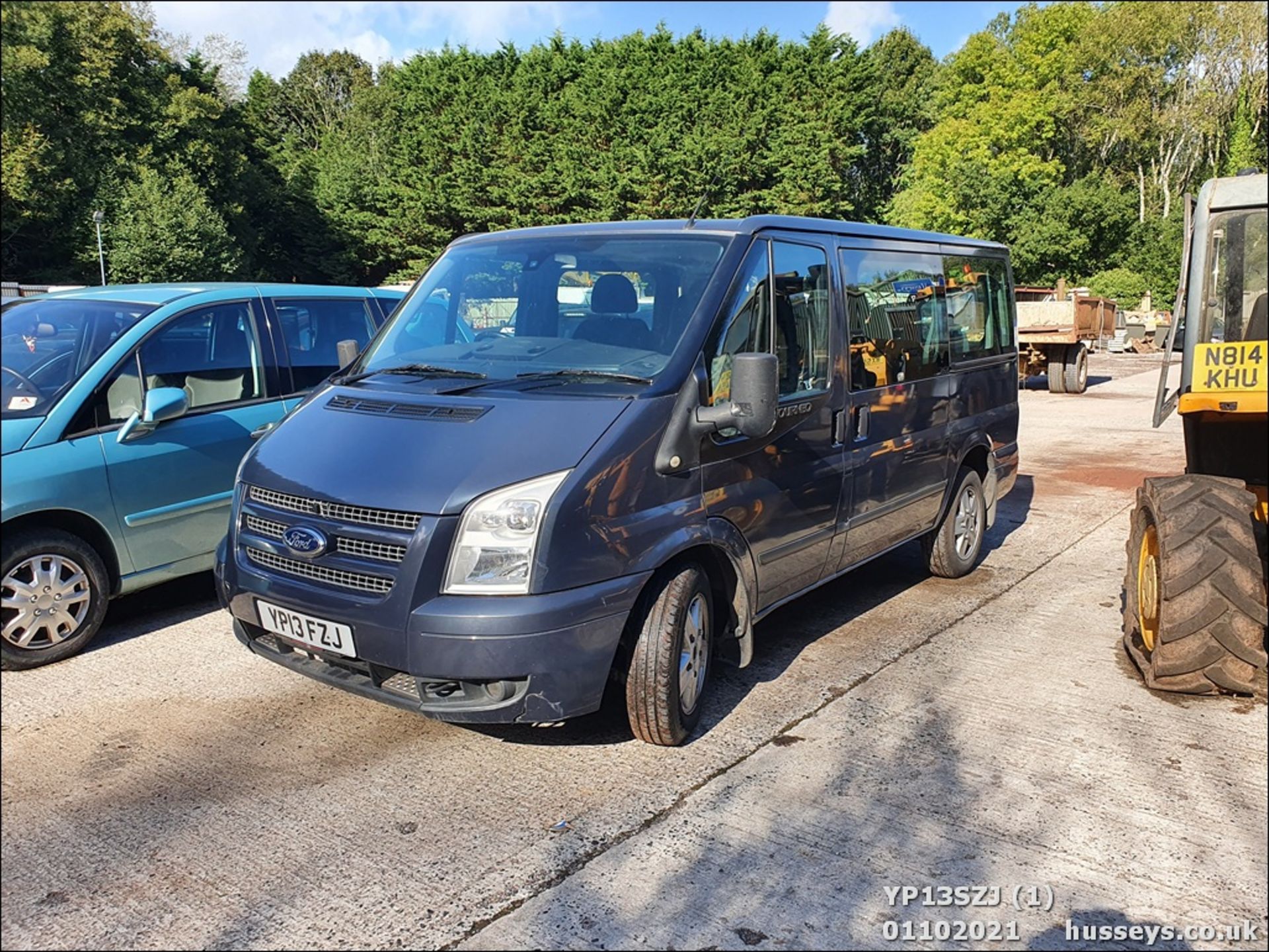 13/13 FORD TRANSIT 125 T280 FWD - 2198cc 5dr MPV (Grey) - Image 6 of 18