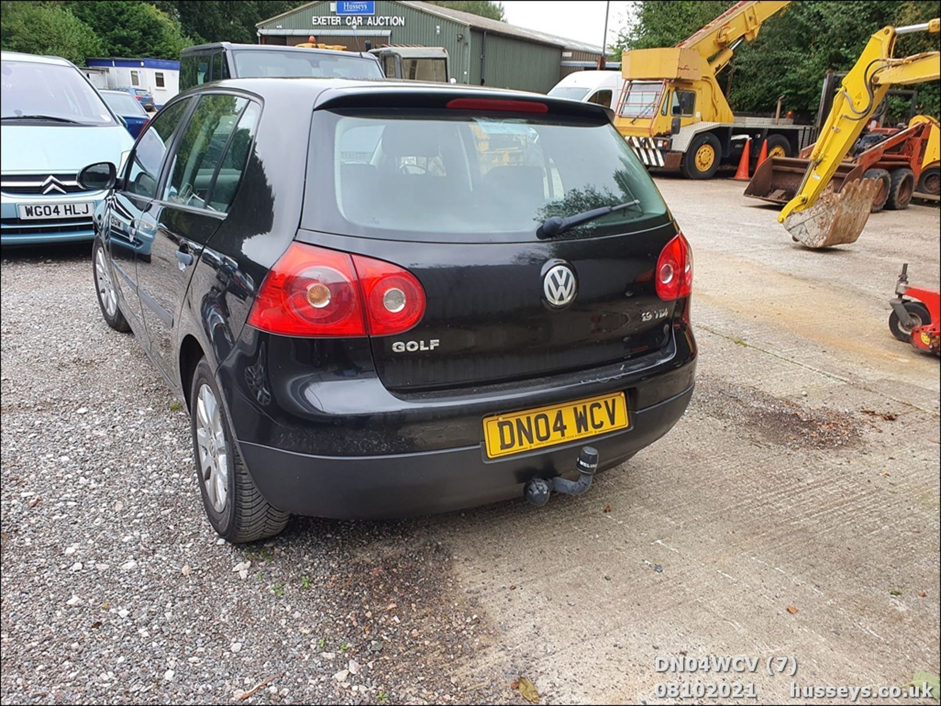 04/04 VOLKSWAGEN GOLF TDI SE - 1896cc 5dr Hatchback (Black, 191k) - Image 7 of 11