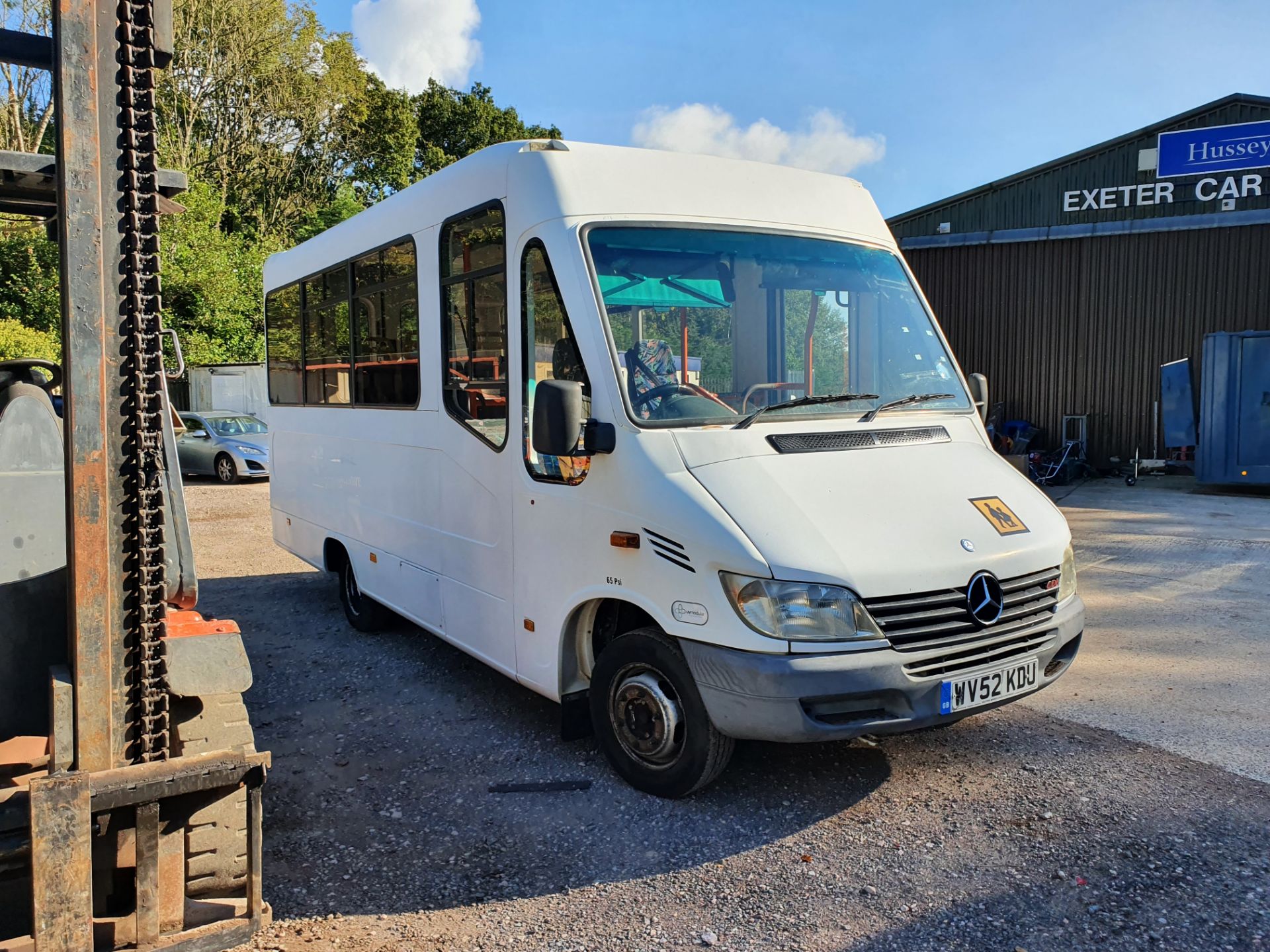 02/52 MERCEDES SPRINTER 411 CDI - 2151cc 2dr Minibus (White) - Image 8 of 16