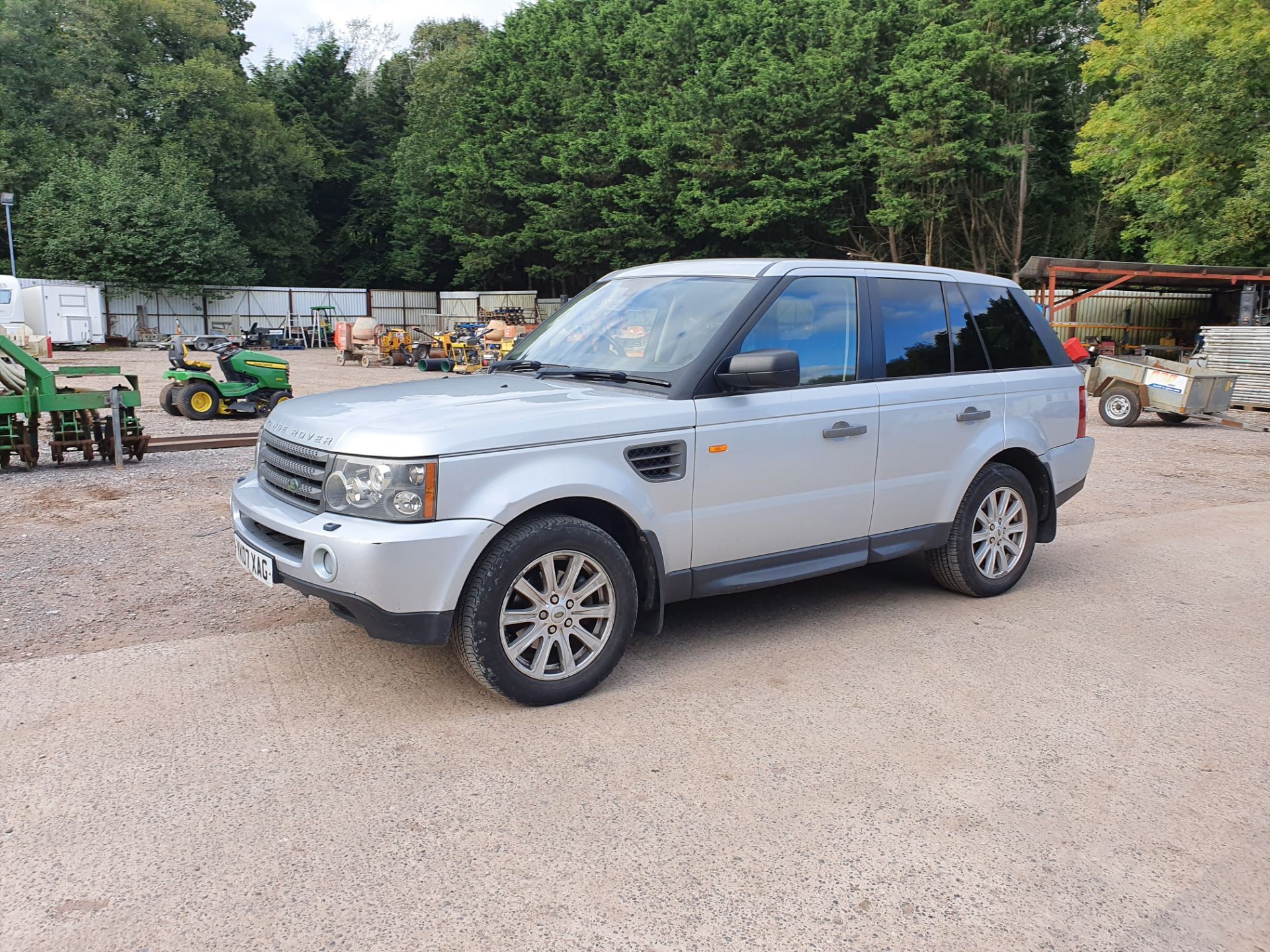 07/07 LAND ROVER RANGE ROVER SP SE TDV6 A - 2720cc 5dr Estate (Silver, 100k) - Image 7 of 27